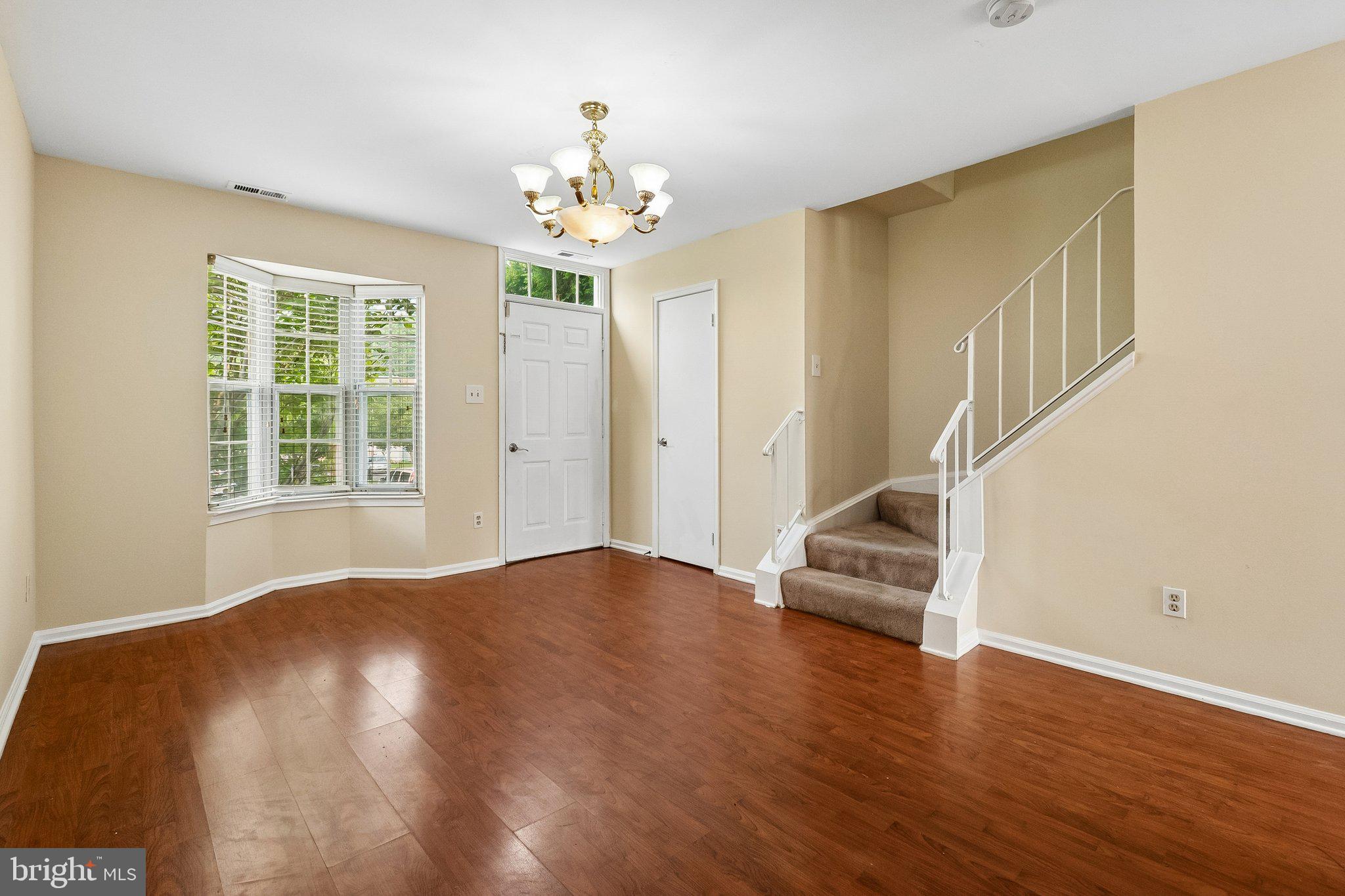 5515 WOODLAWN MANOR COURT