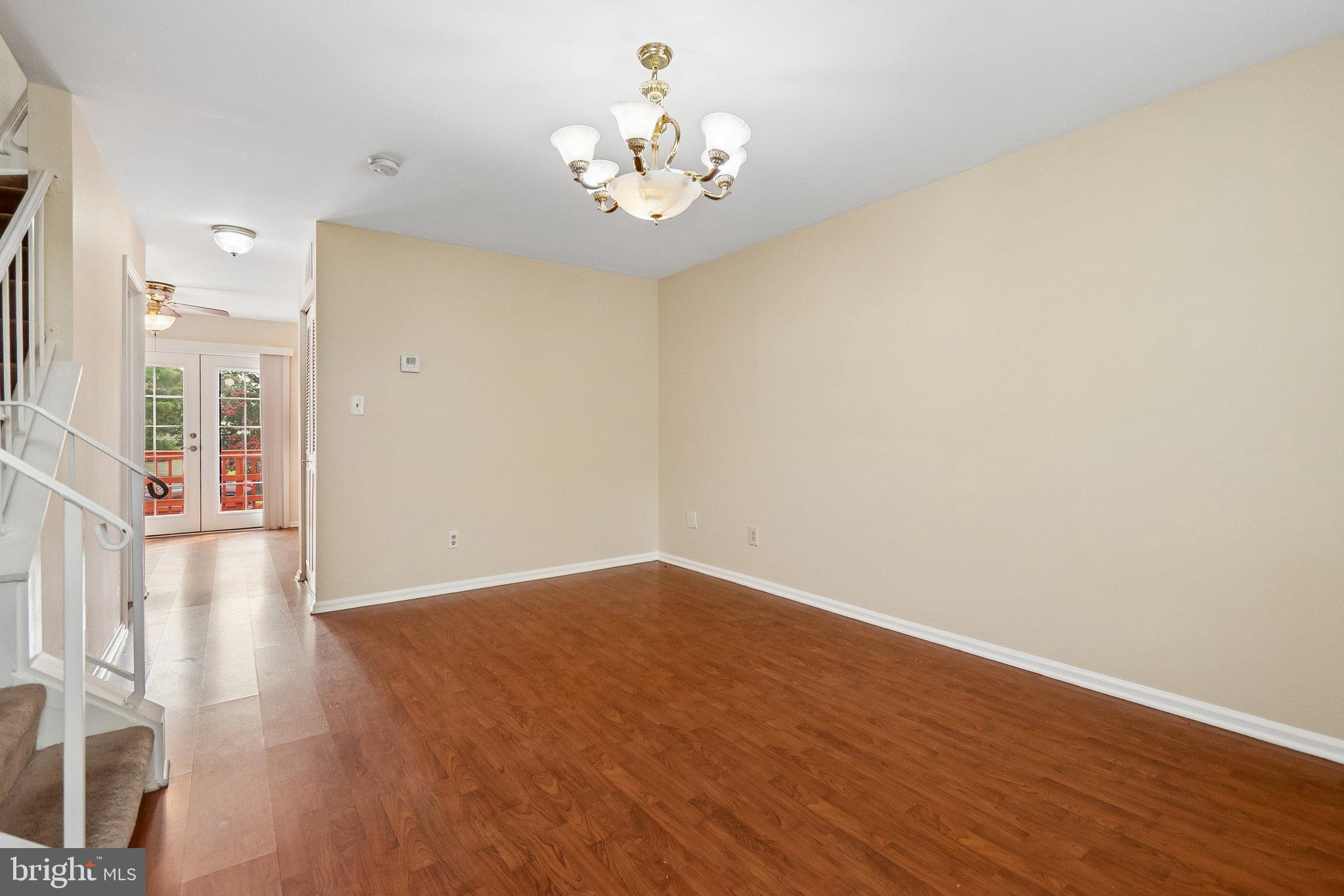 5515 WOODLAWN MANOR COURT
