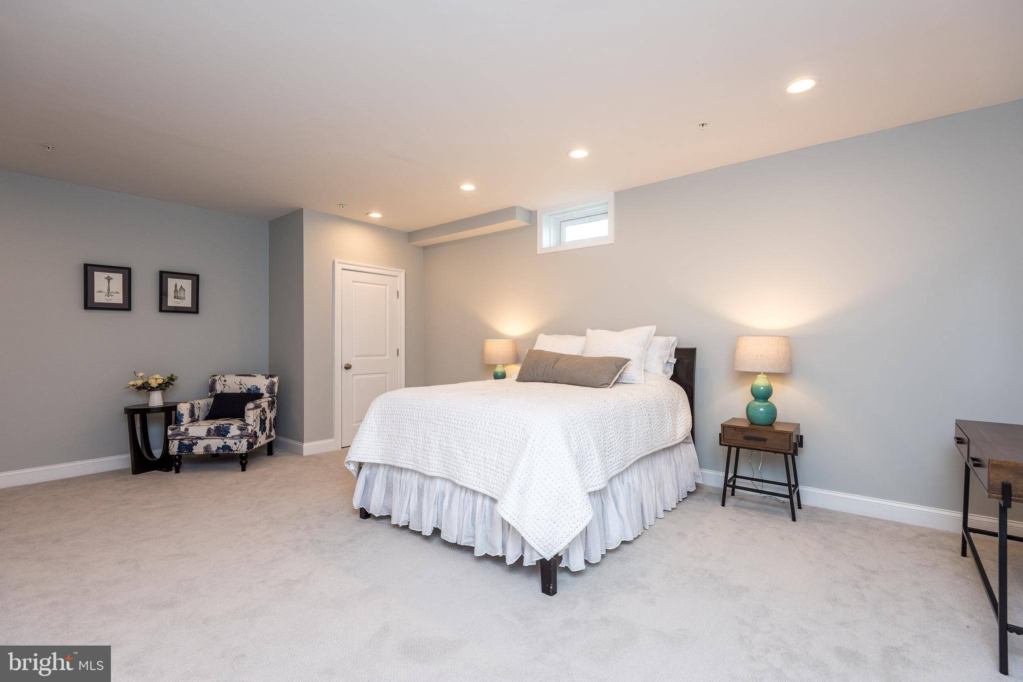 ESTATE AT MILL CREEK - Residential