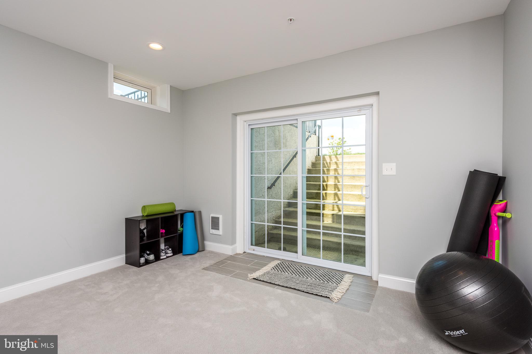 ESTATE AT MILL CREEK - Residential