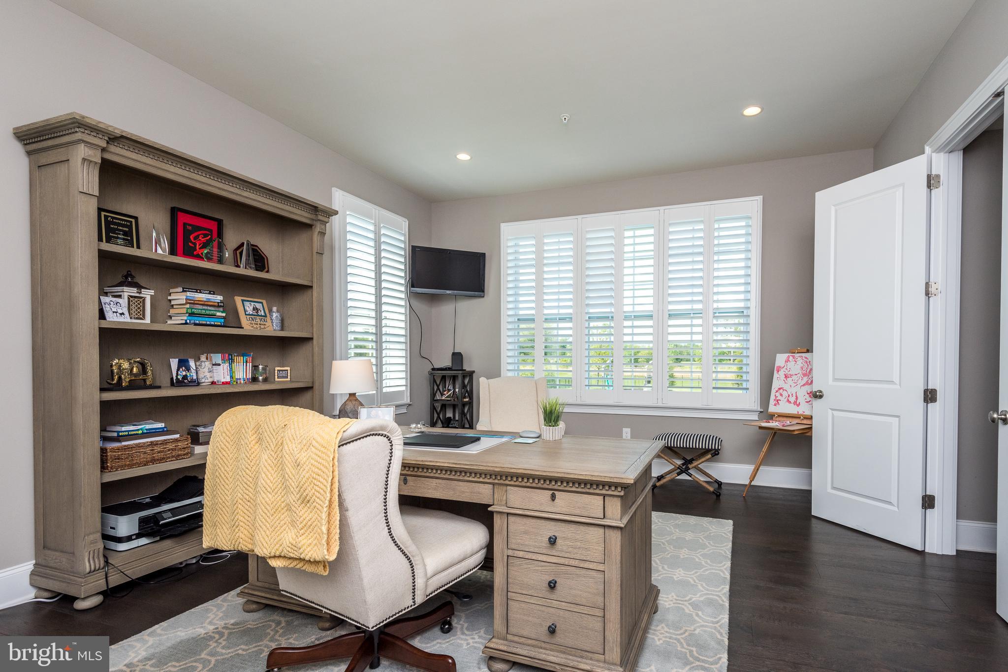 ESTATE AT MILL CREEK - Residential