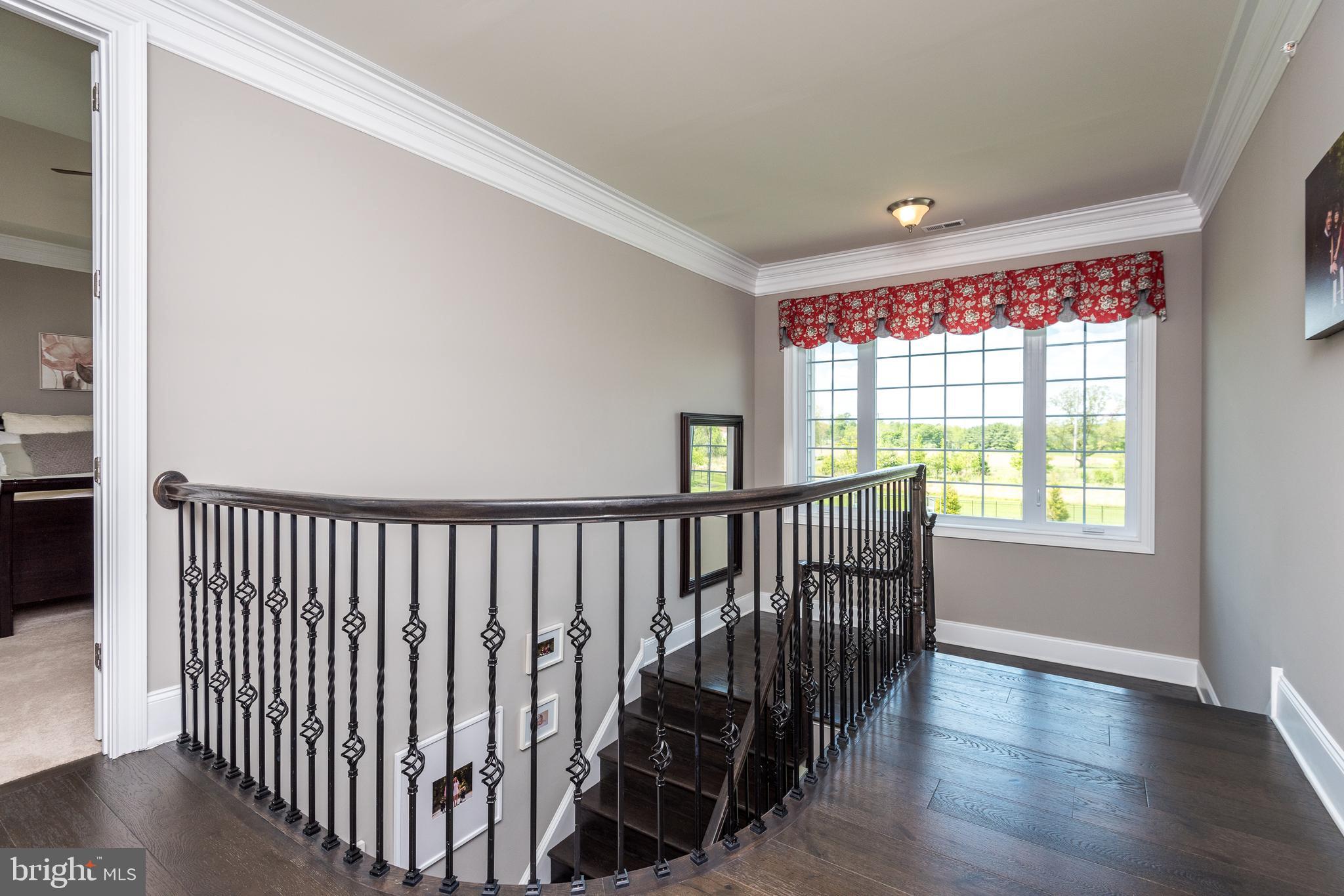 ESTATE AT MILL CREEK - Residential