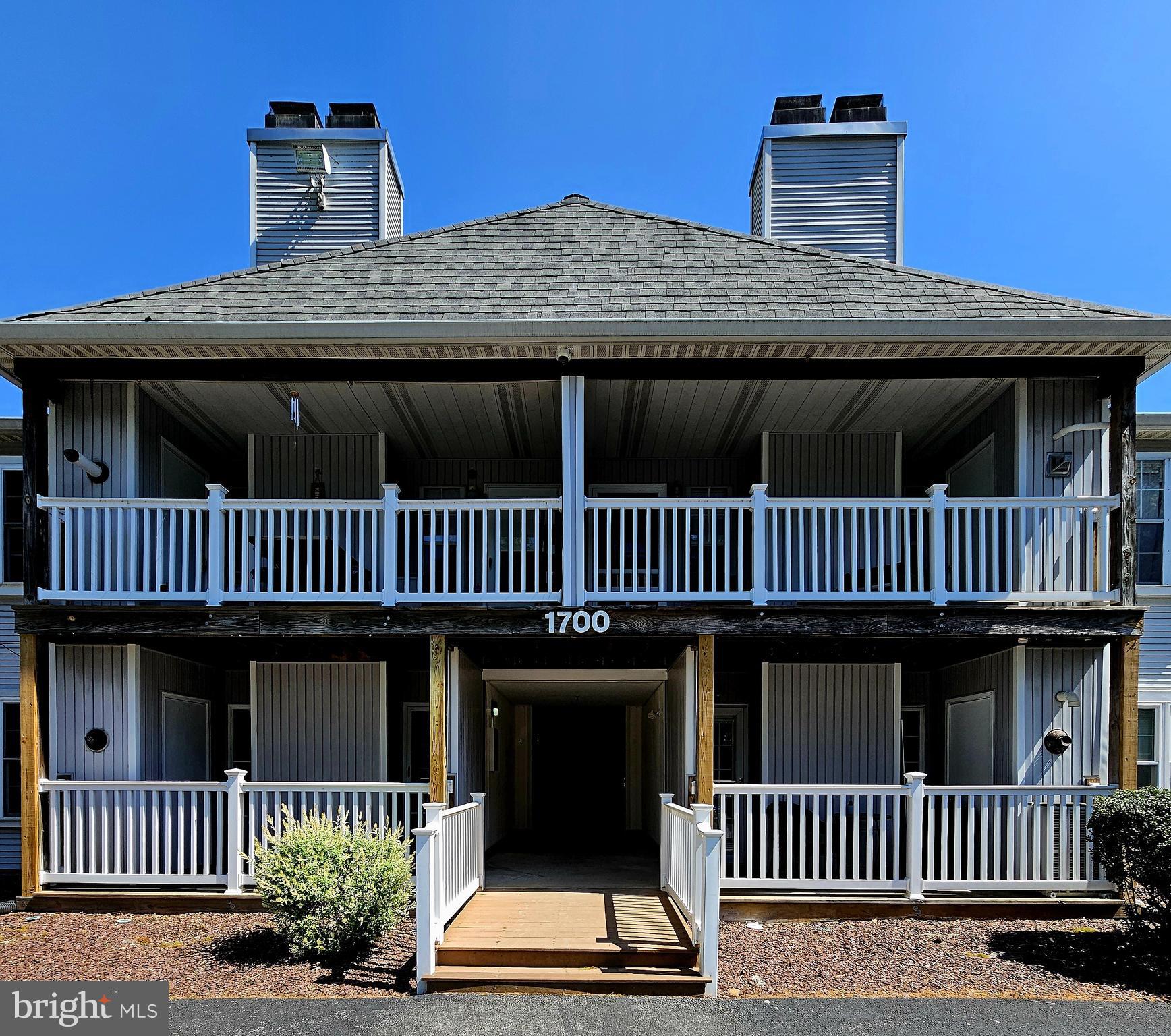 1704 WATERS EDGE DRIVE 105