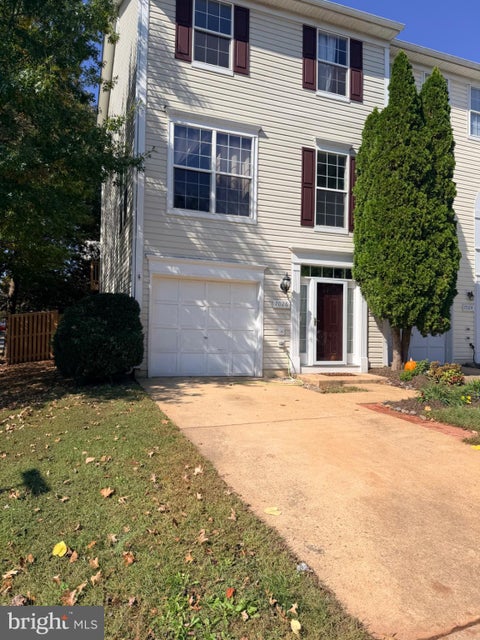 Photo of 7026 Sauvage Lane, GAINESVILLE, VA 20155 (MLS # VAPW2132620)