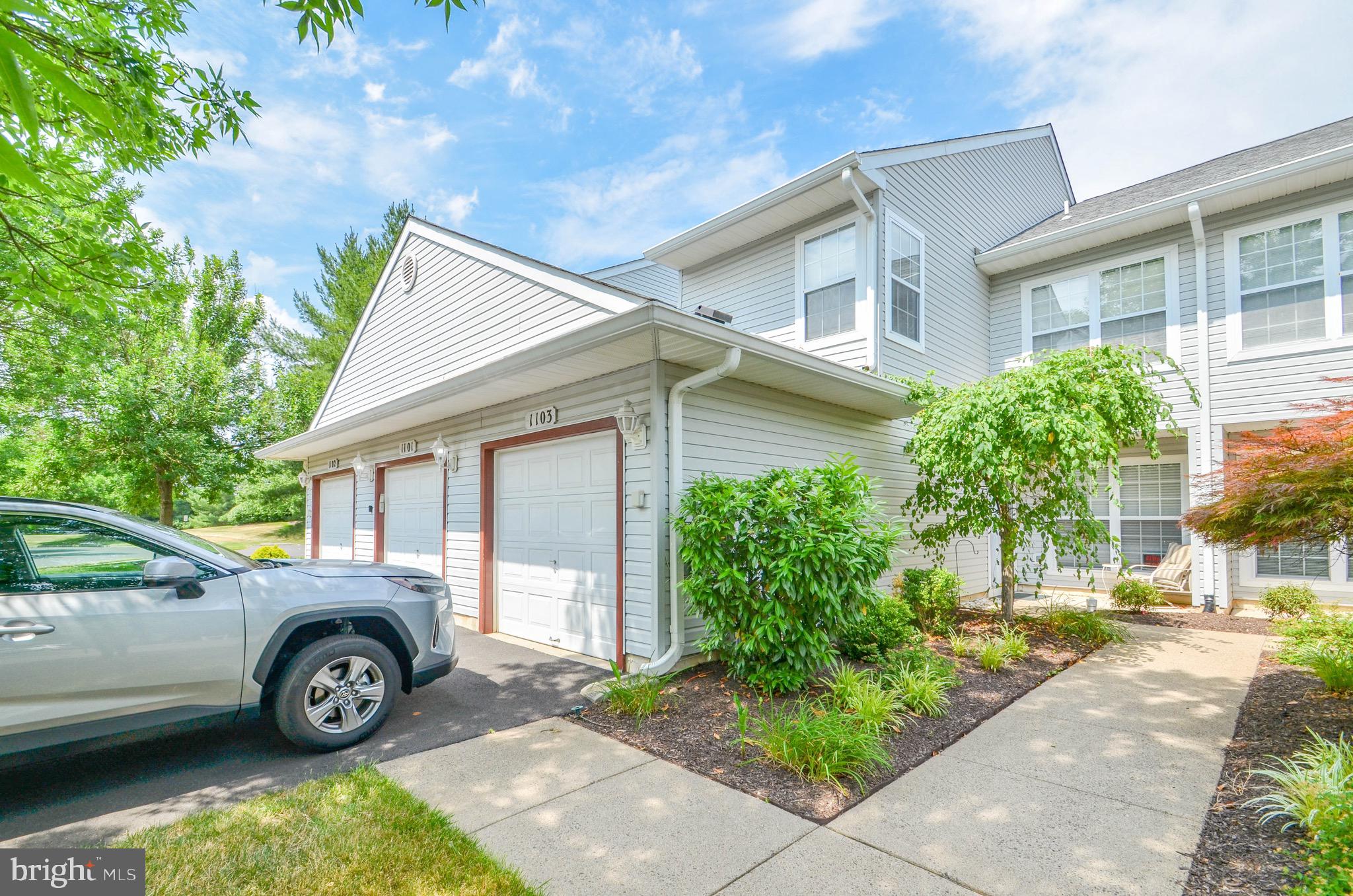 BROOKSTONE - Residential