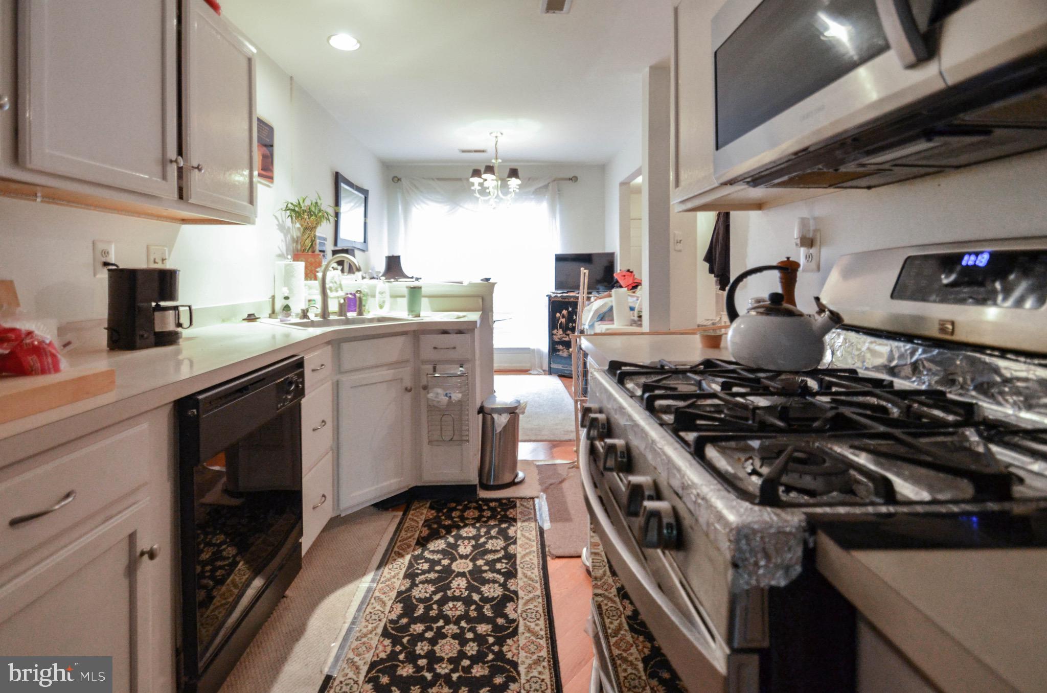 BROOKSTONE - Residential