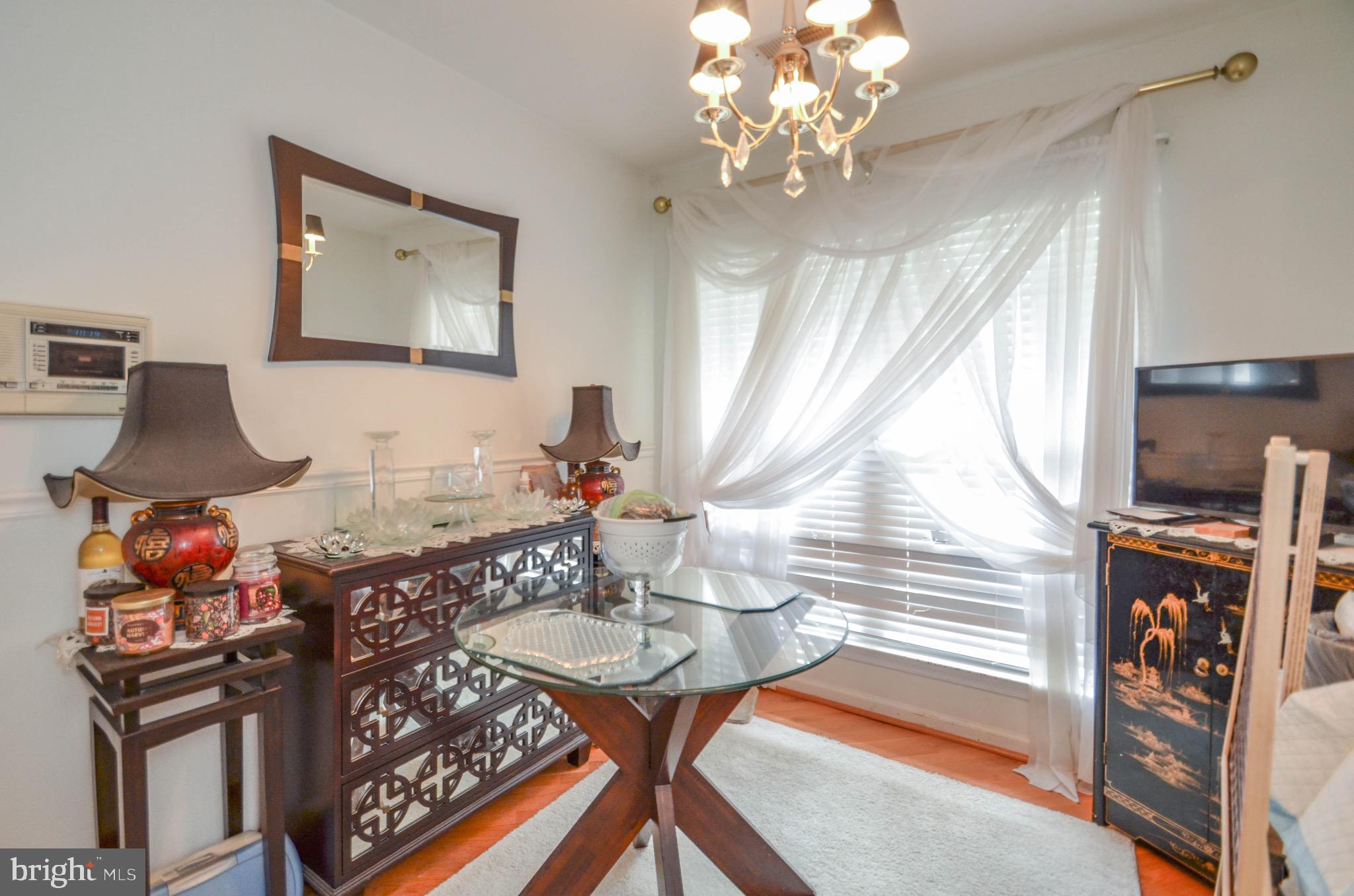 BROOKSTONE - Residential