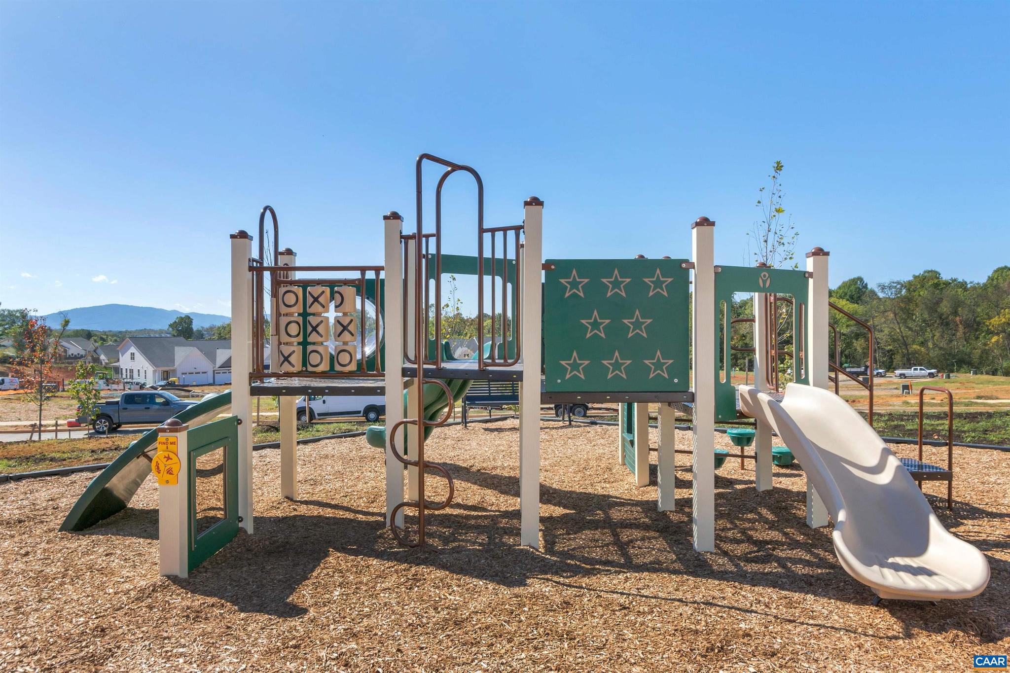 PLEASANT GREEN - Residential