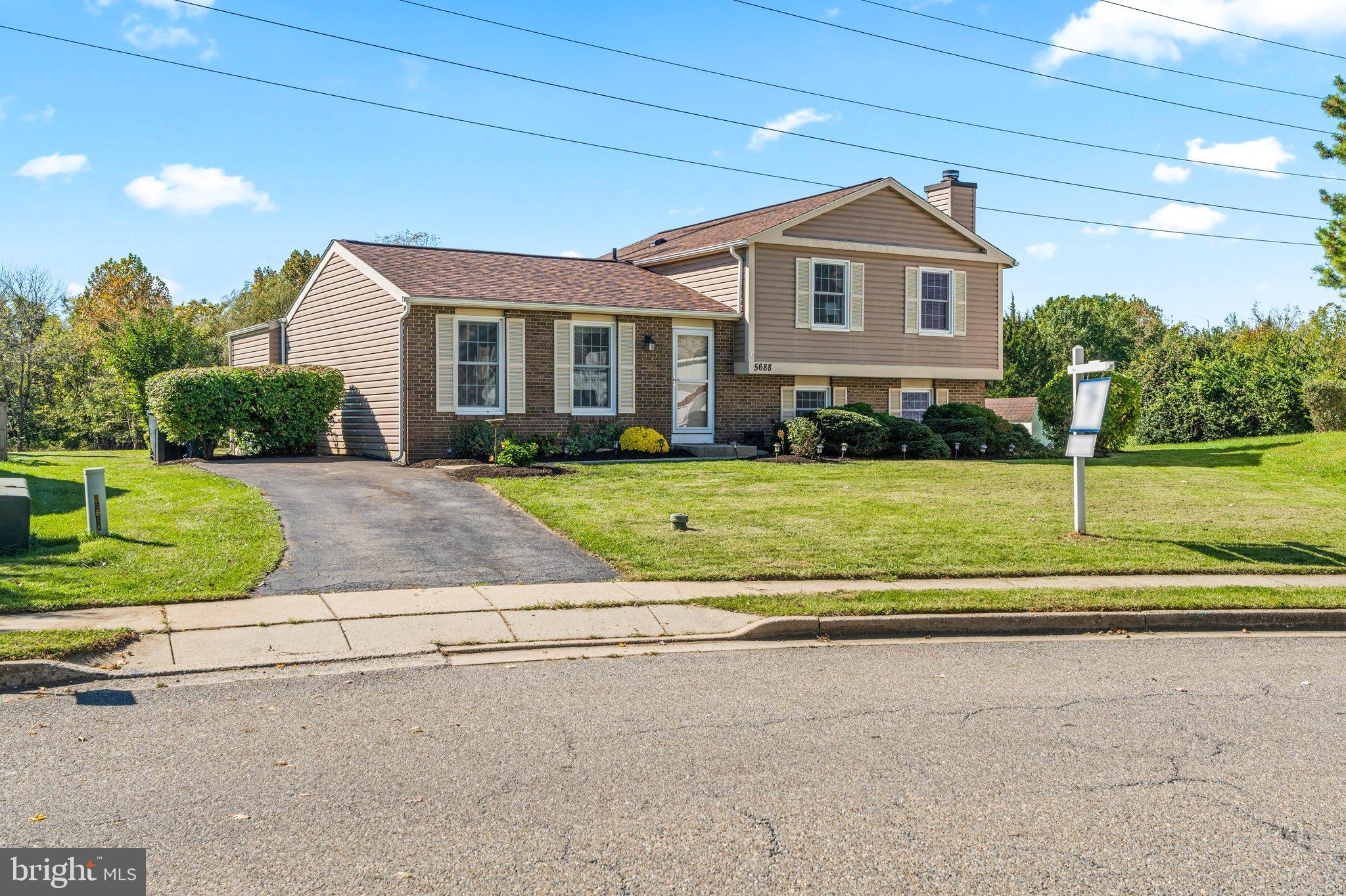 5688 FARMHOUSE DRIVE