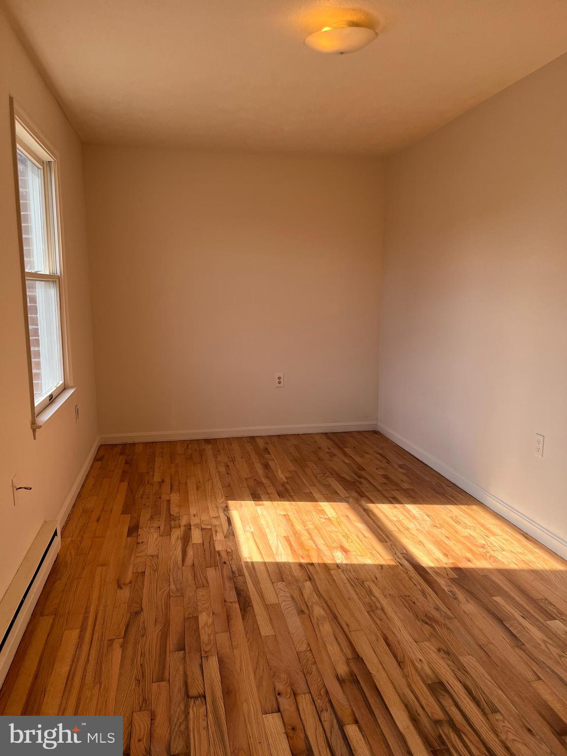 LAKERIDGE - Residential Lease