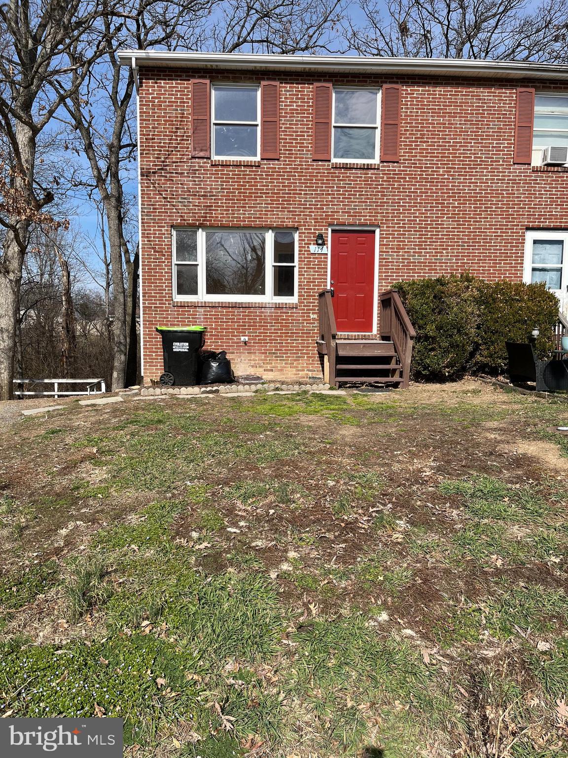 LAKERIDGE - Residential Lease