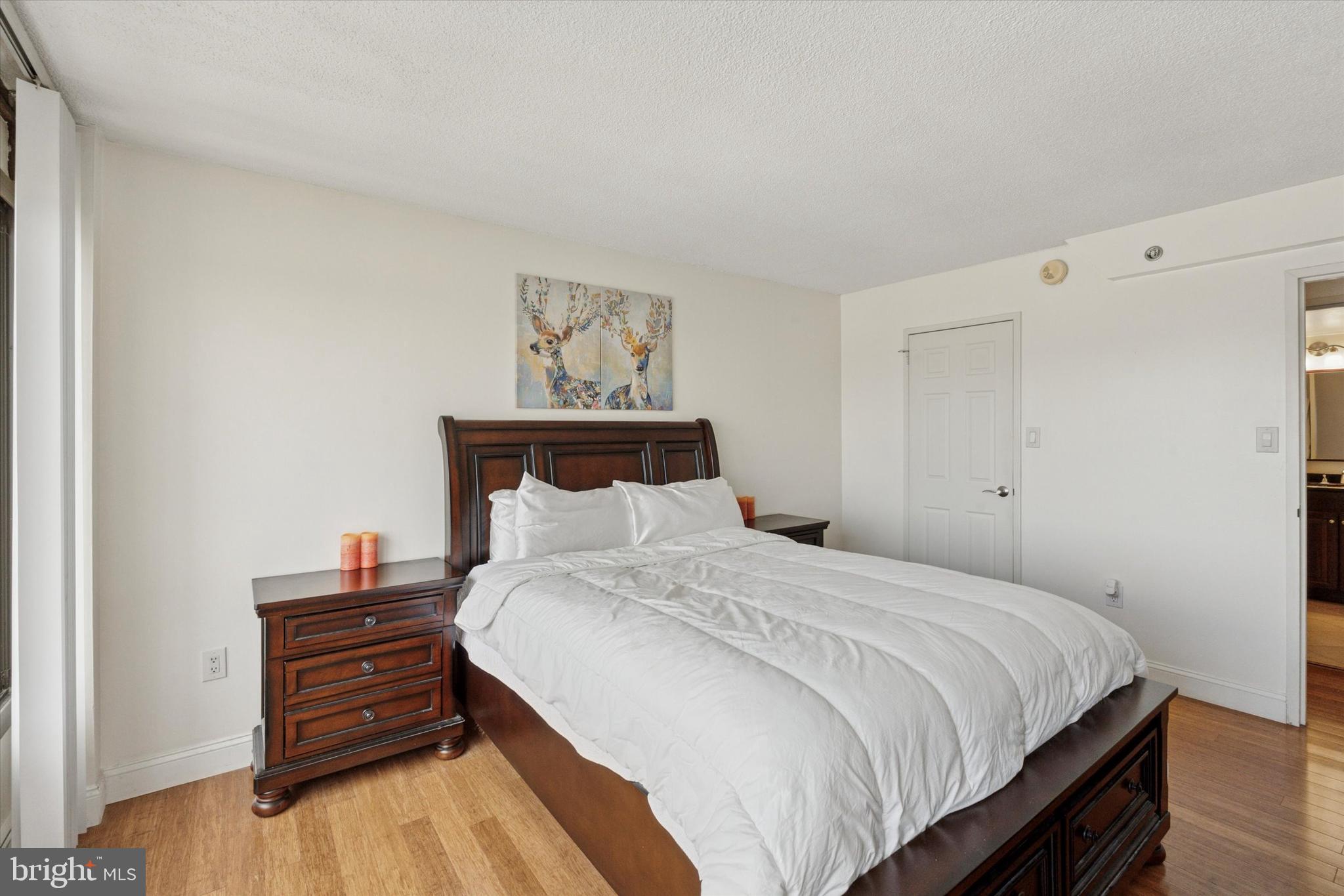 FAIRMOUNT - Residential