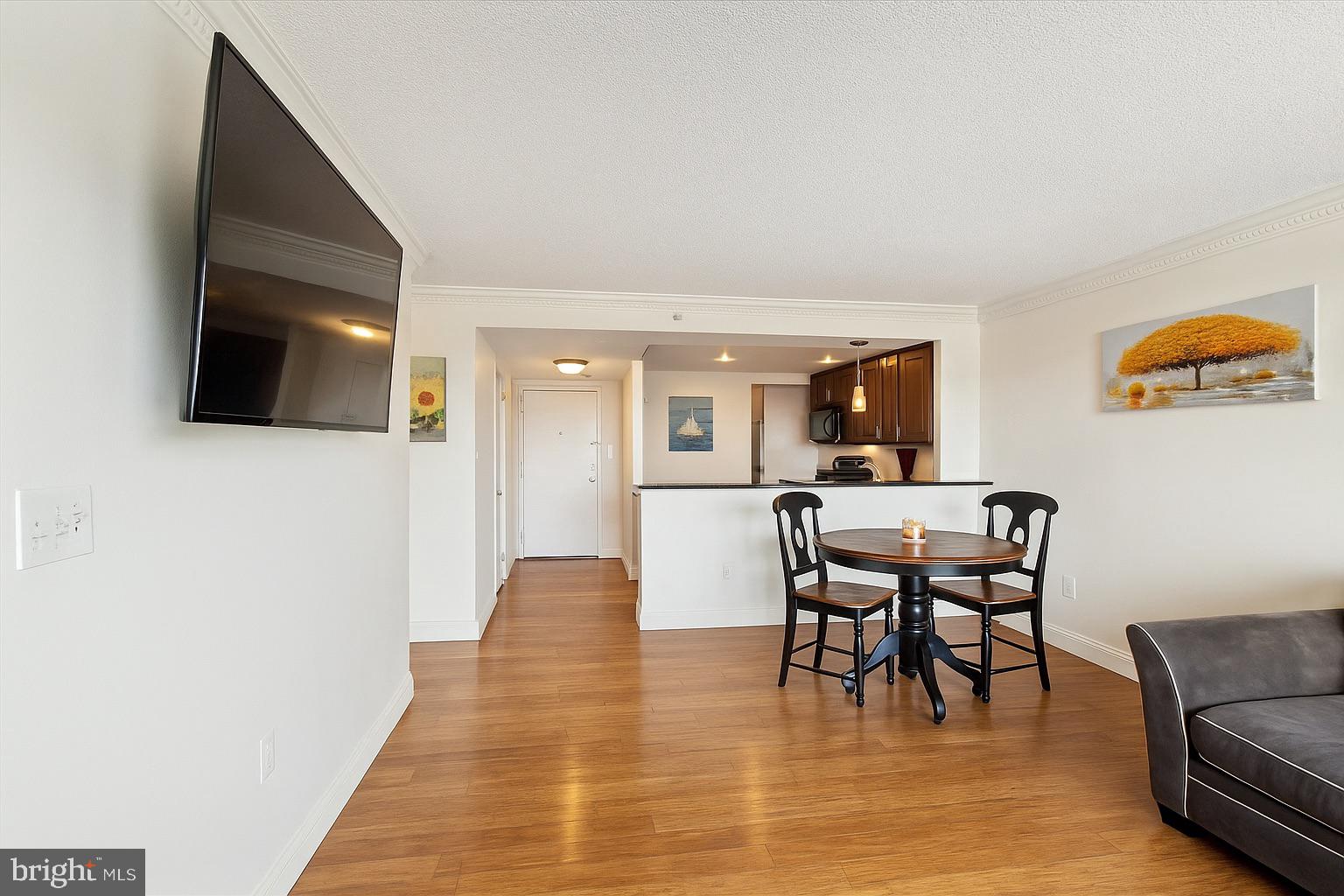 FAIRMOUNT - Residential