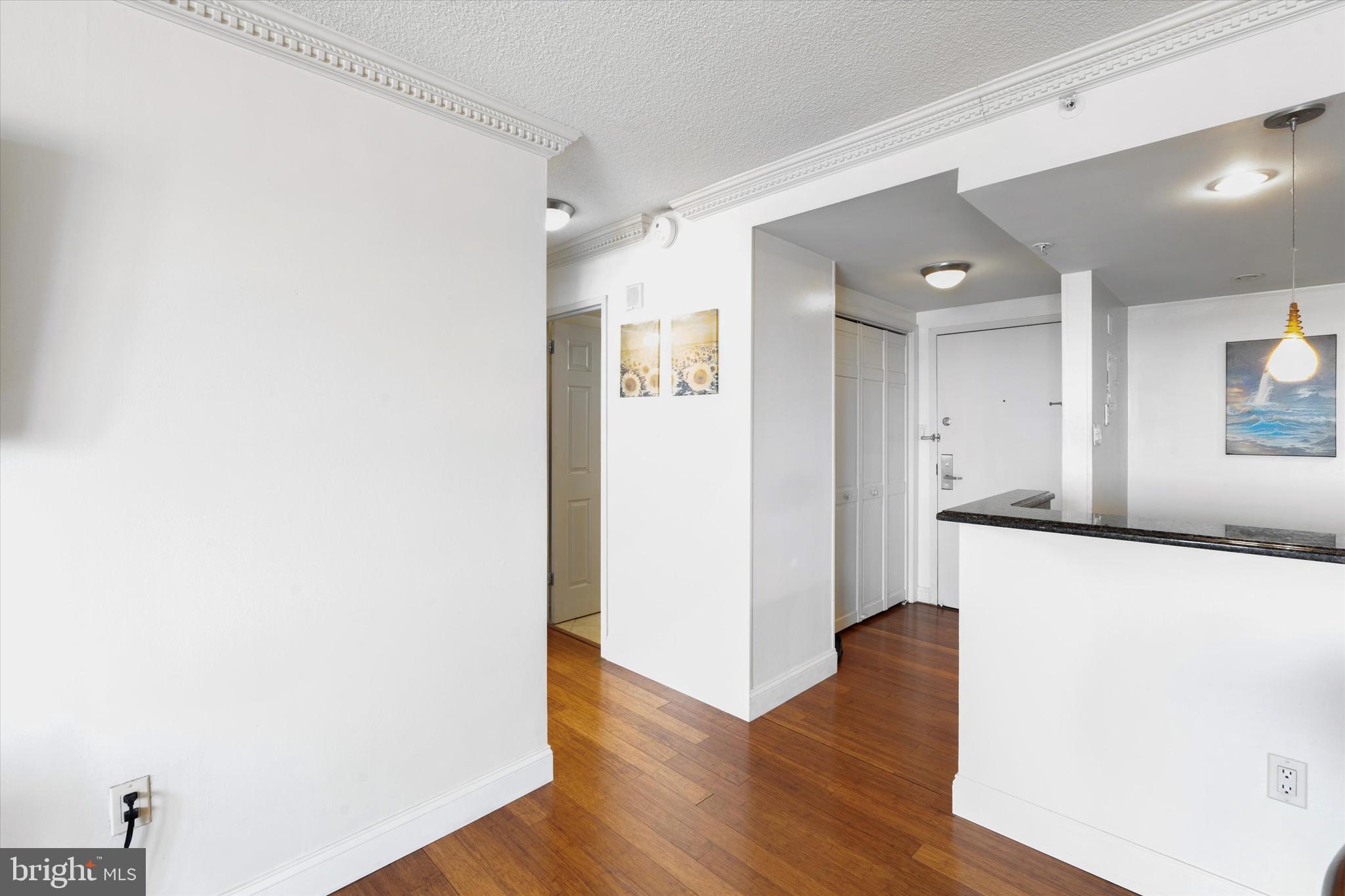 FAIRMOUNT - Residential