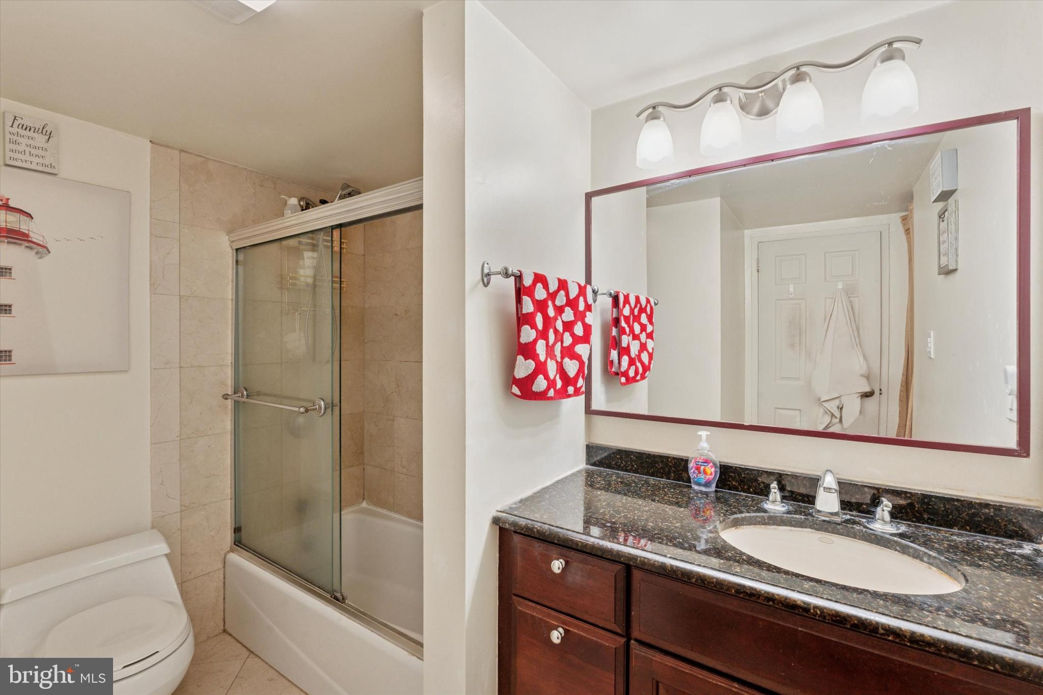 FAIRMOUNT - Residential