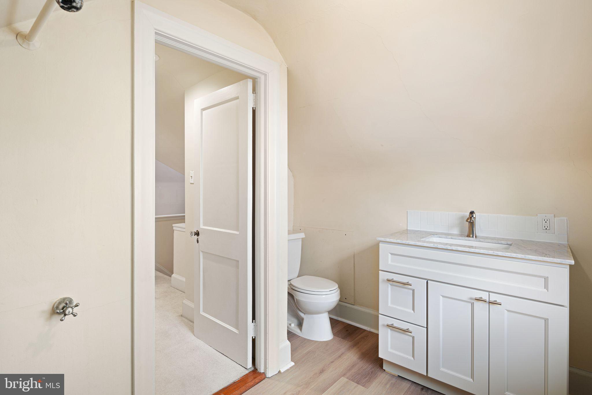 COLLEGE PARK - Residential Lease