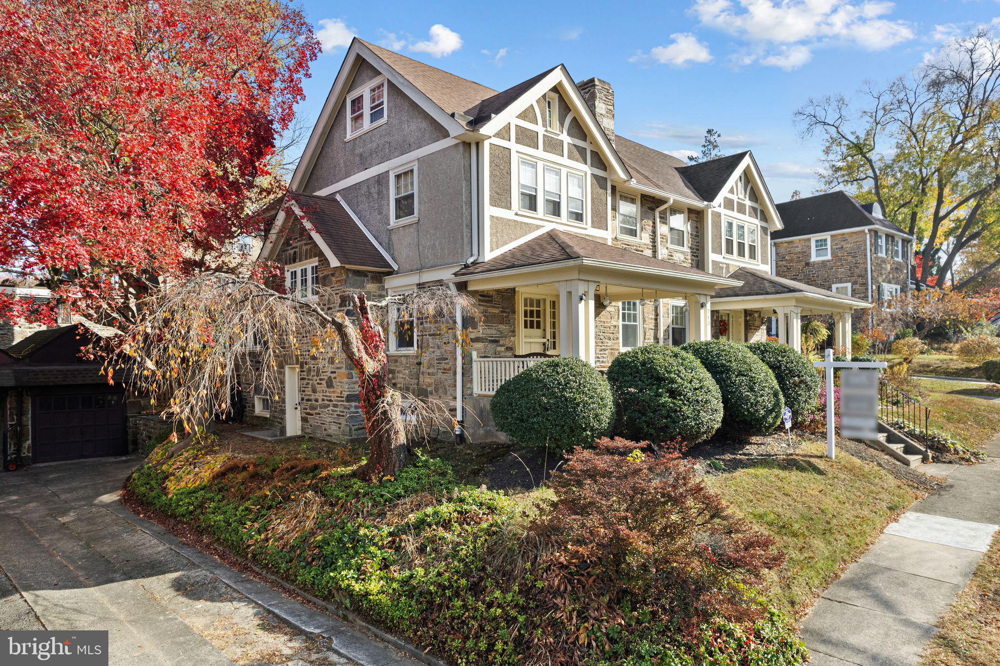 COLLEGE PARK - Residential Lease