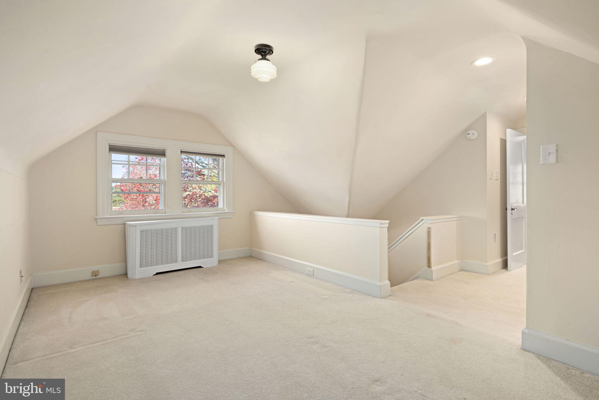 COLLEGE PARK - Residential Lease