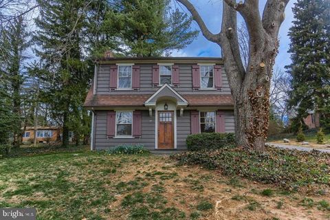 19 MAPLE ROAD YORK PA 17403