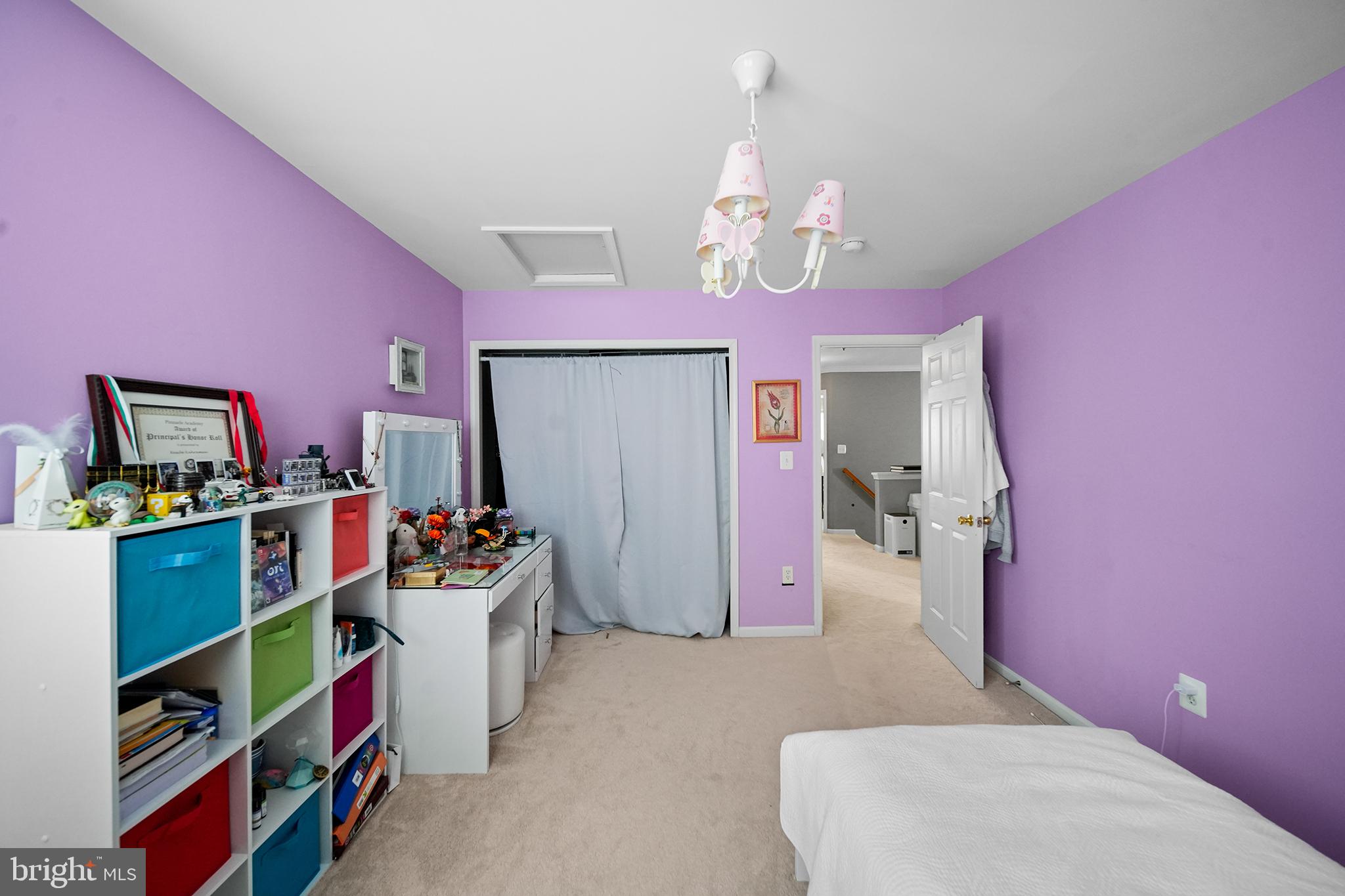 SHEFFIELD MANOR - Residential Lease