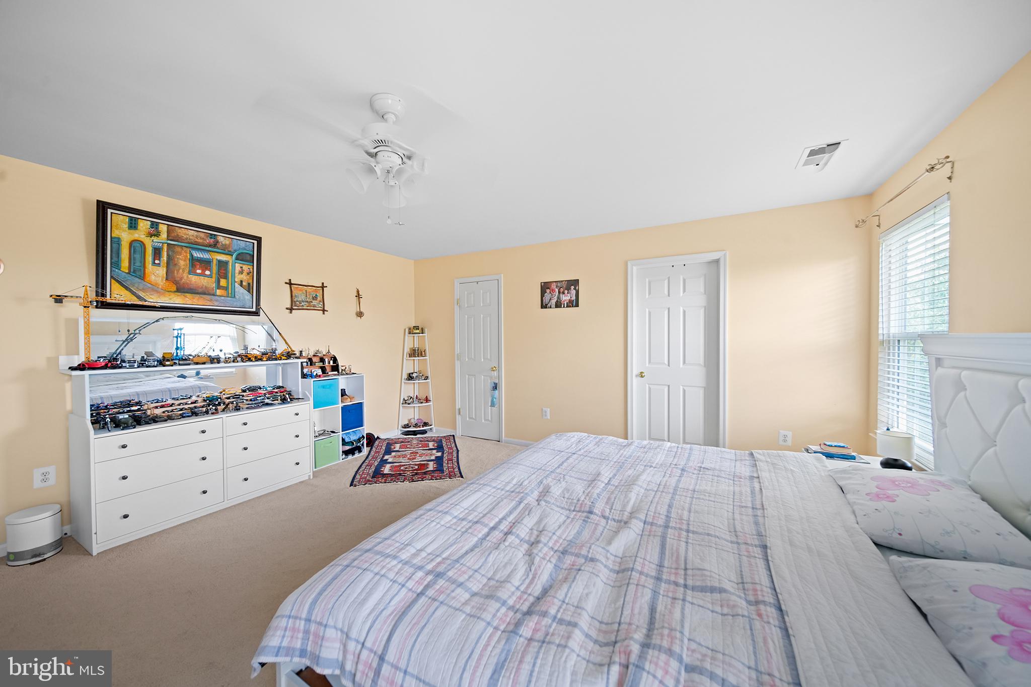 SHEFFIELD MANOR - Residential Lease