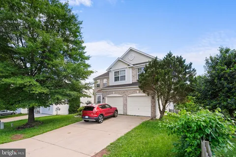 8645 Huddersfield Way, Bristow, VA MLS: VAPW2094952
