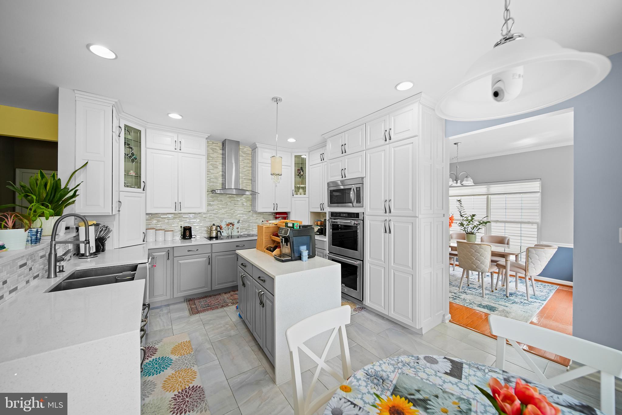 SHEFFIELD MANOR - Residential Lease