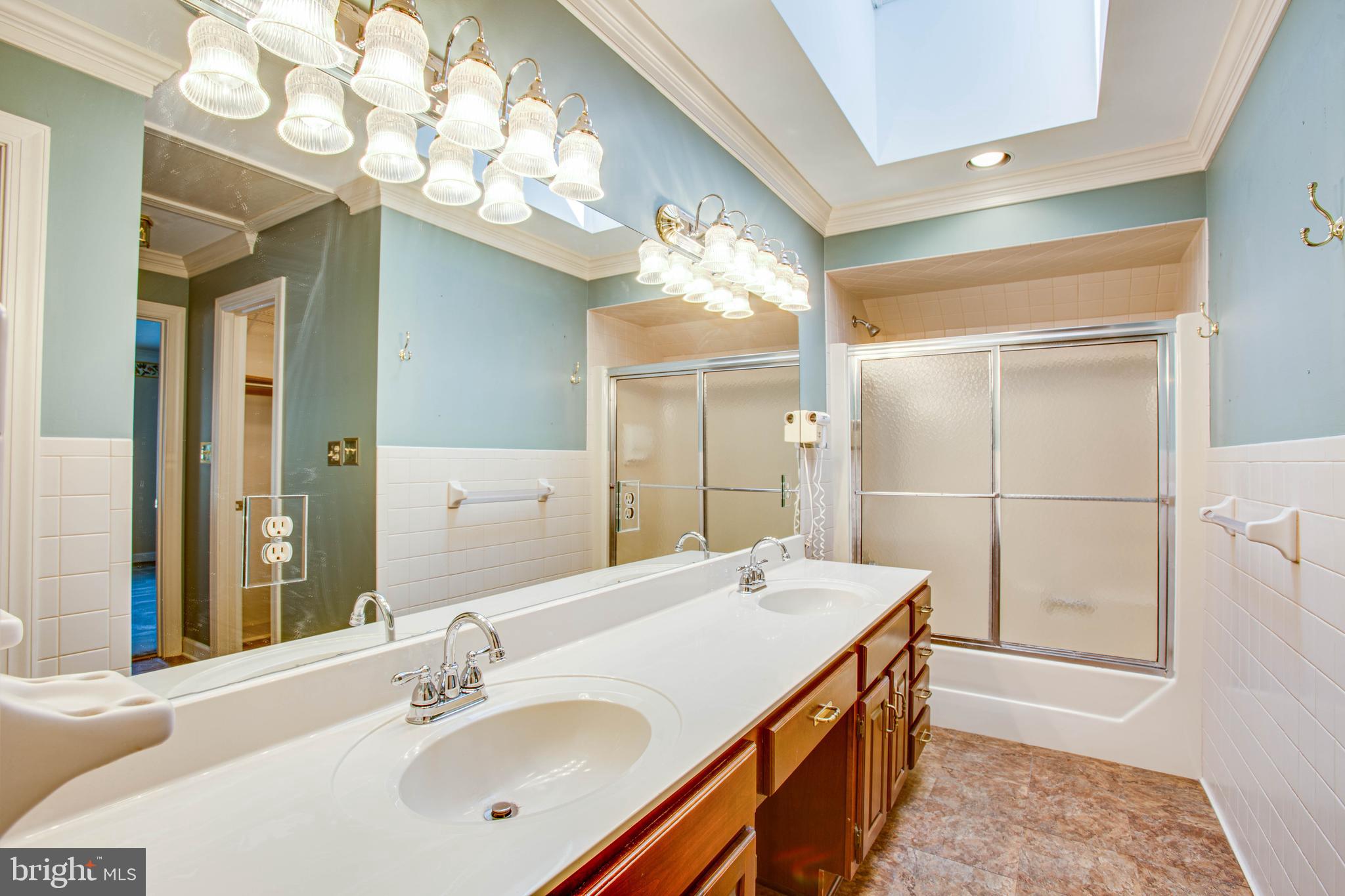 FOX RUN - Residential