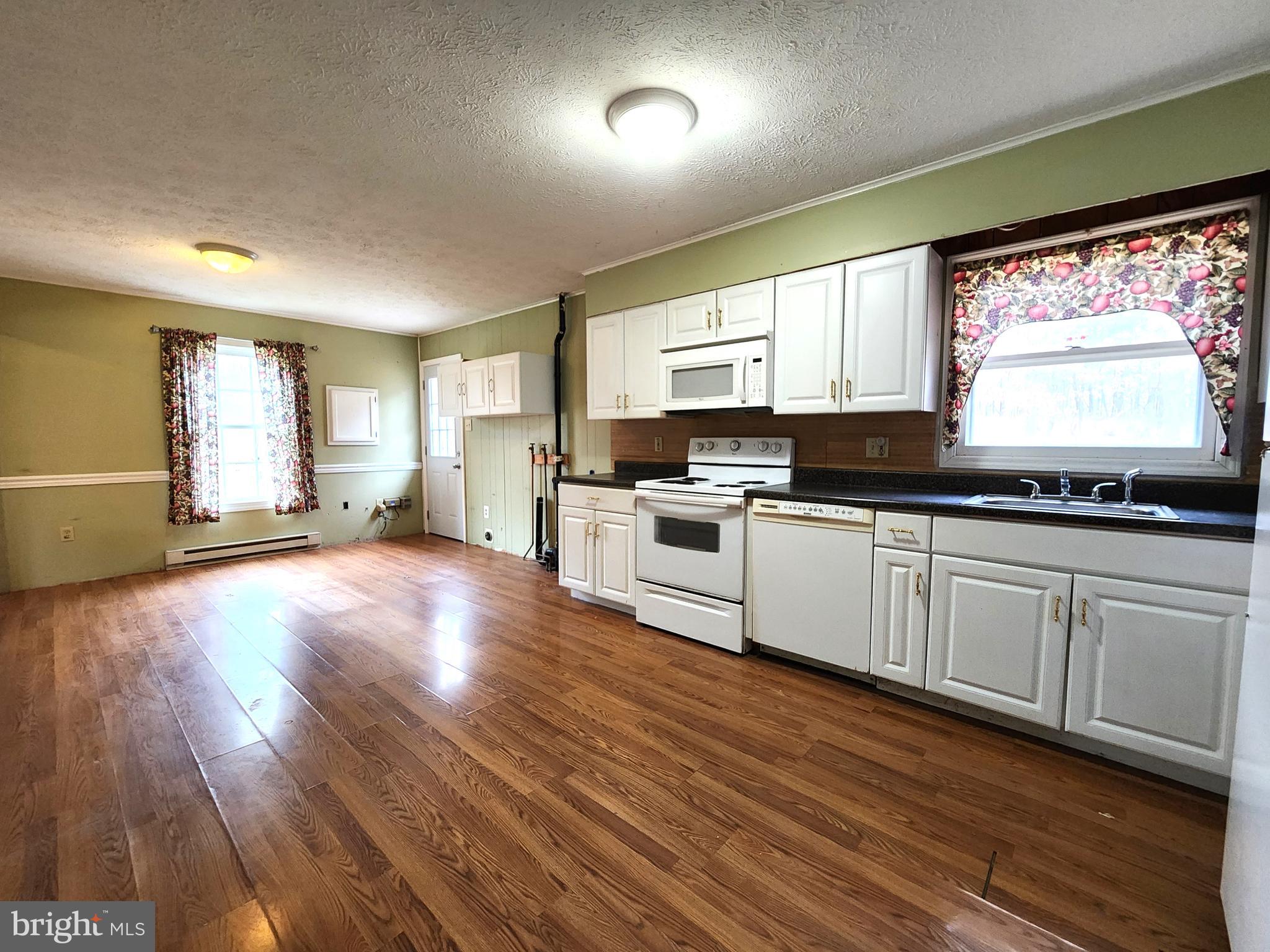 DUNMORE RIDGE - Residential