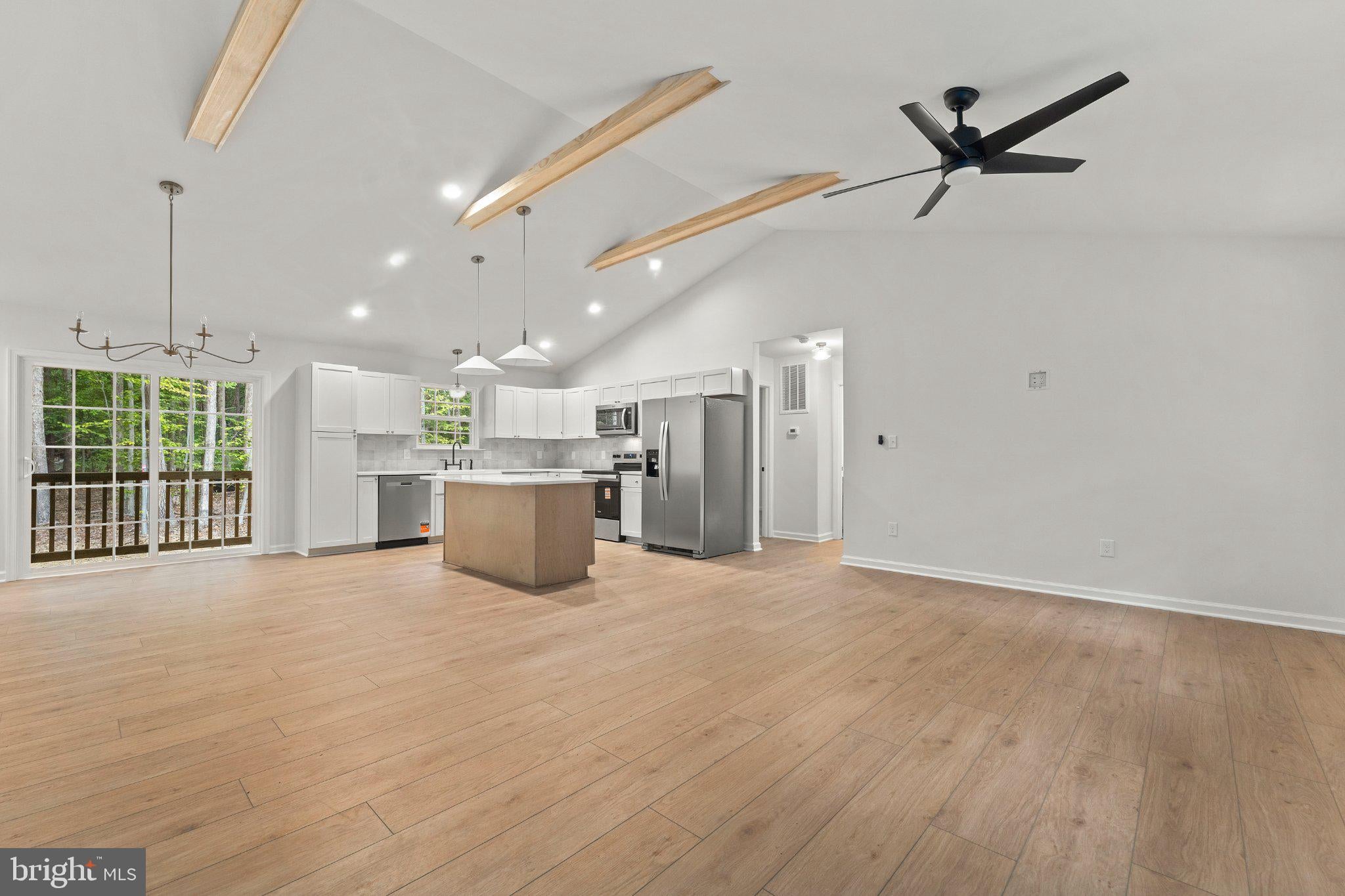2803 AMY DRIVE