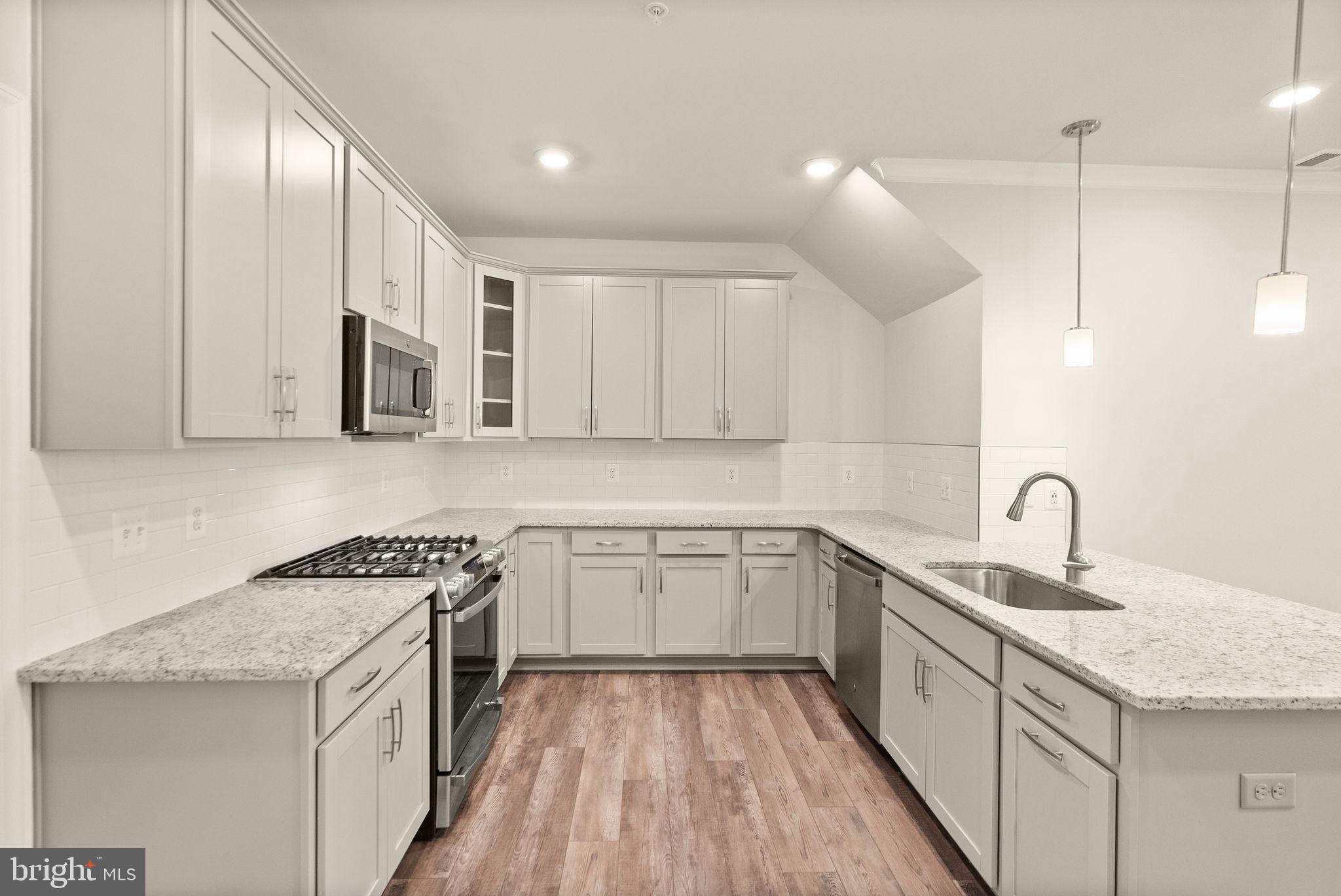 METRO WALK AT MOOREFIELD STATION - Residential