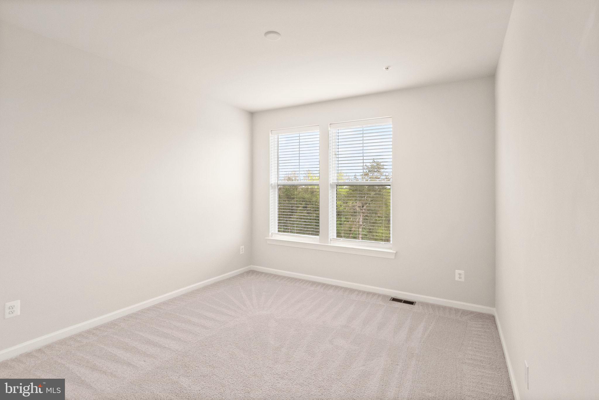 METRO WALK AT MOOREFIELD STATION - Residential