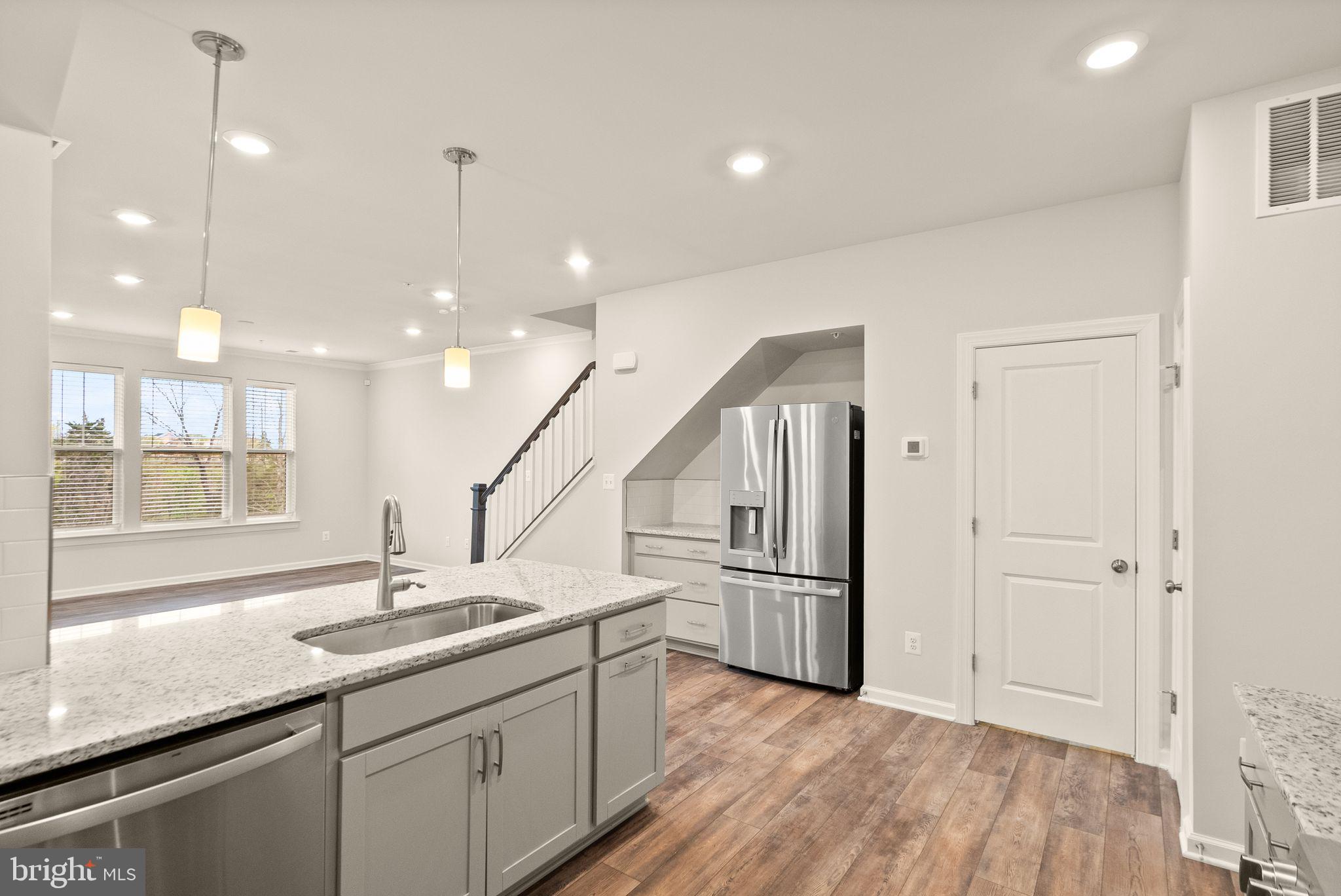 METRO WALK AT MOOREFIELD STATION - Residential