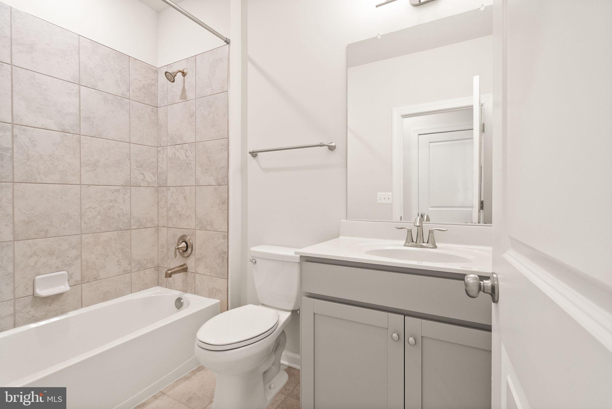 METRO WALK AT MOOREFIELD STATION - Residential