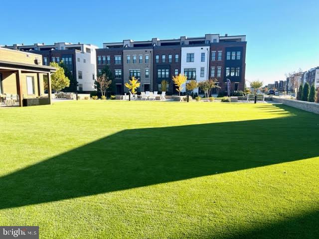 METRO WALK AT MOOREFIELD STATION - Residential