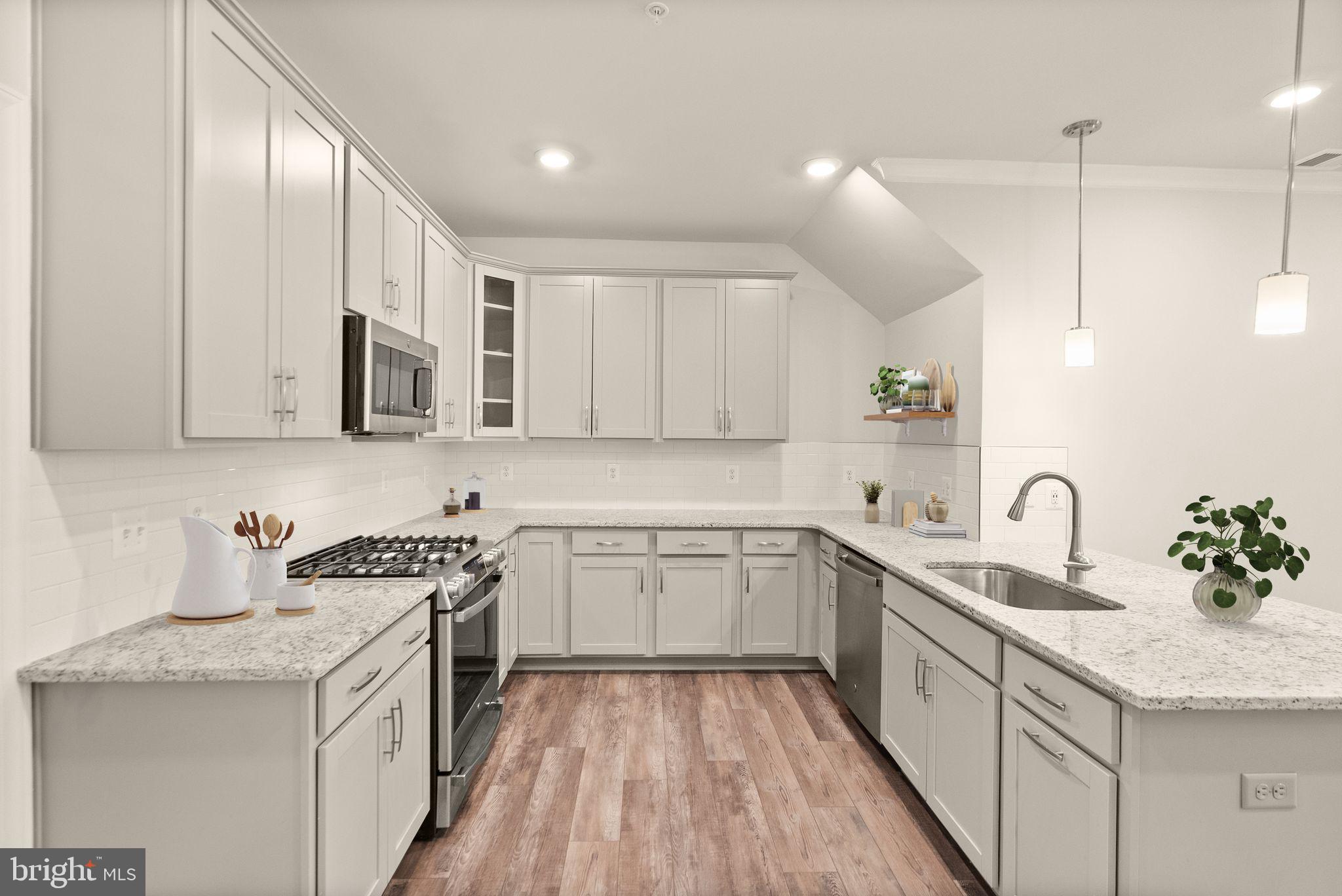 METRO WALK AT MOOREFIELD STATION - Residential