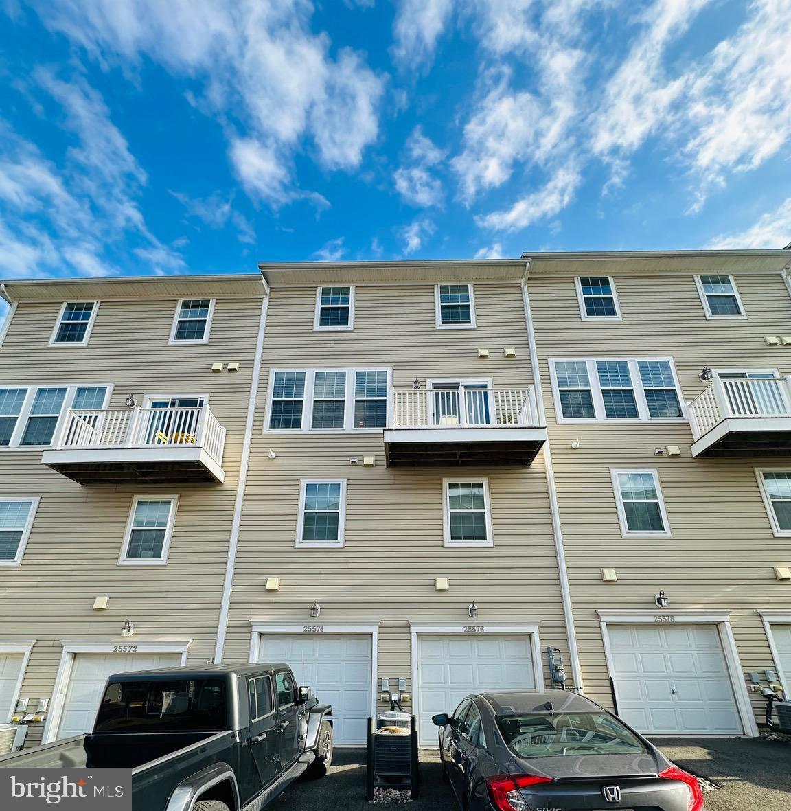 EAST GATE CONDOMINIUMS - Residential Lease