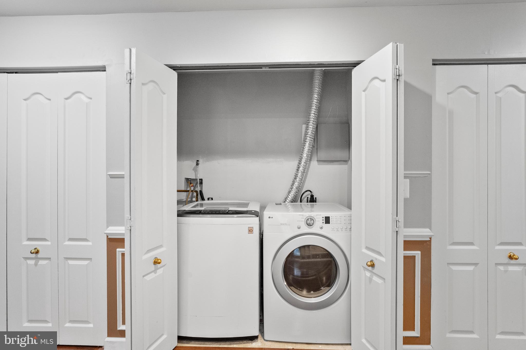 CHERRY CROFT - Residential