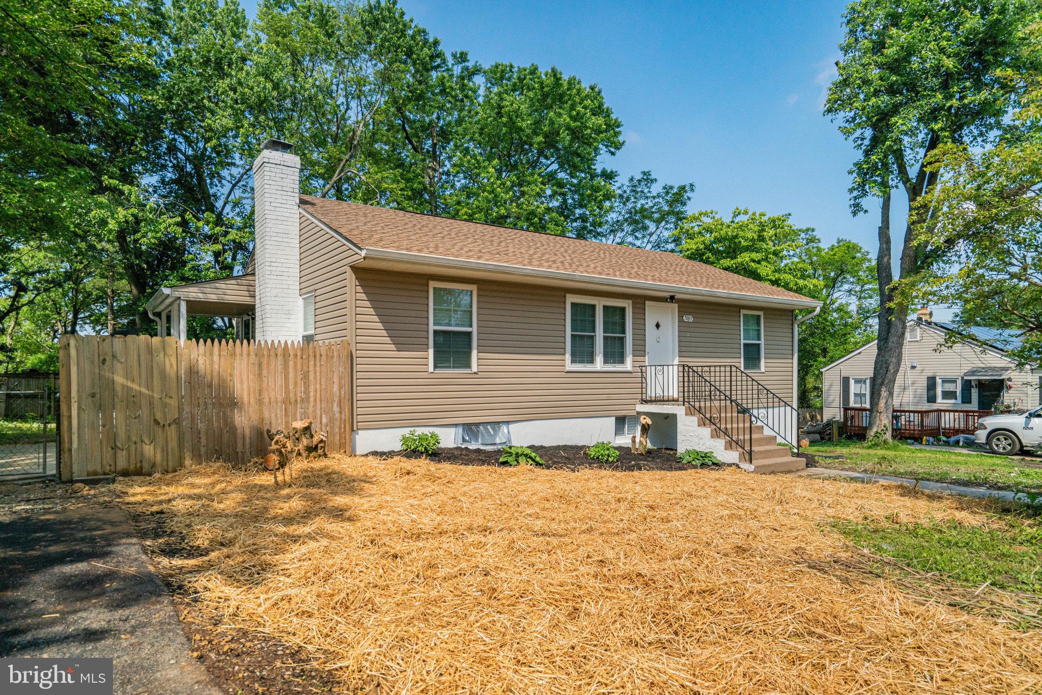 7003 TAYLOR MANOR AVENUE