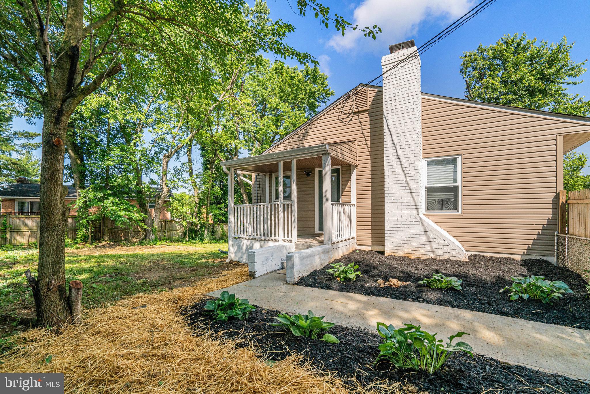 7003 TAYLOR MANOR AVENUE