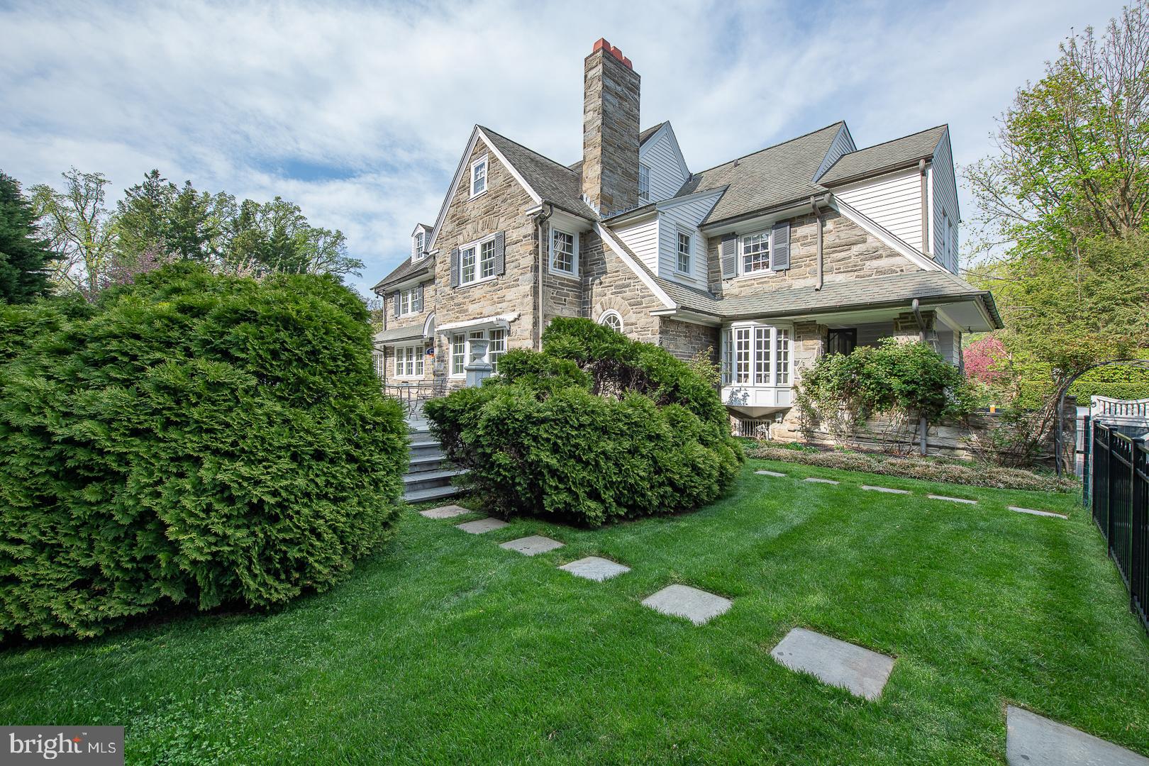 MERION STATION - Residential