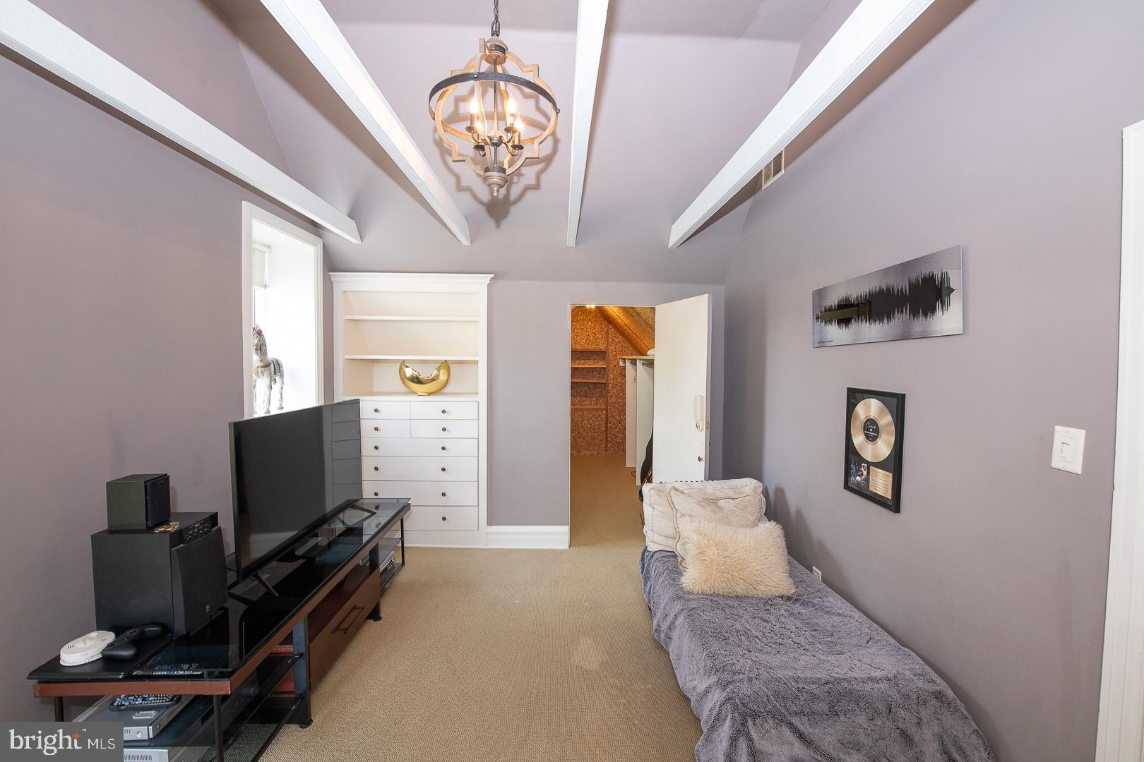 MERION STATION - Residential