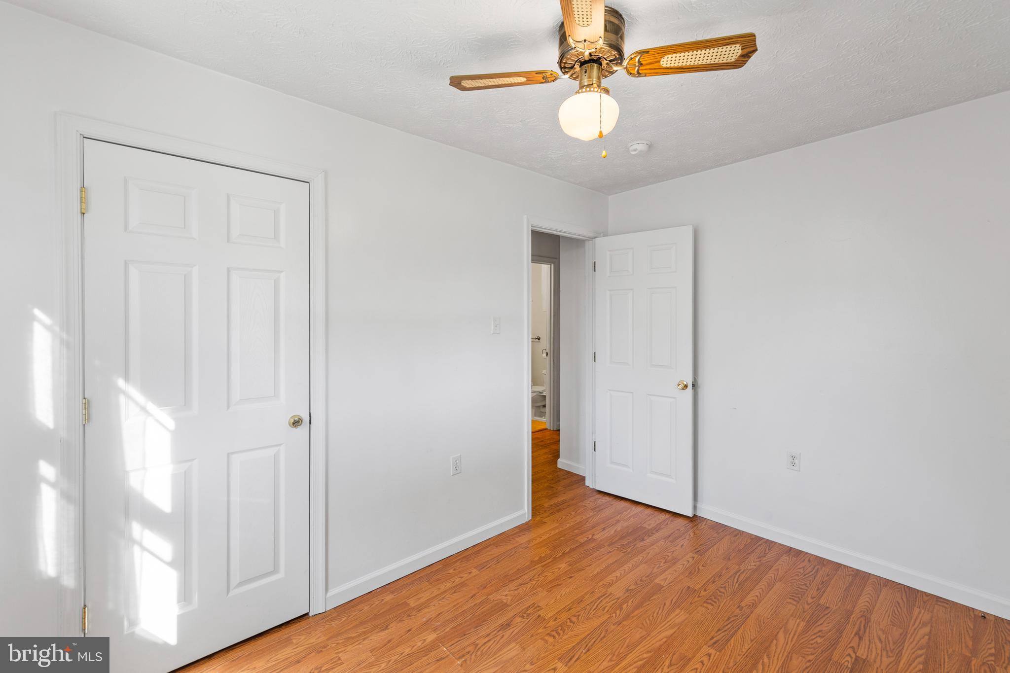 MILL CREEK - Residential