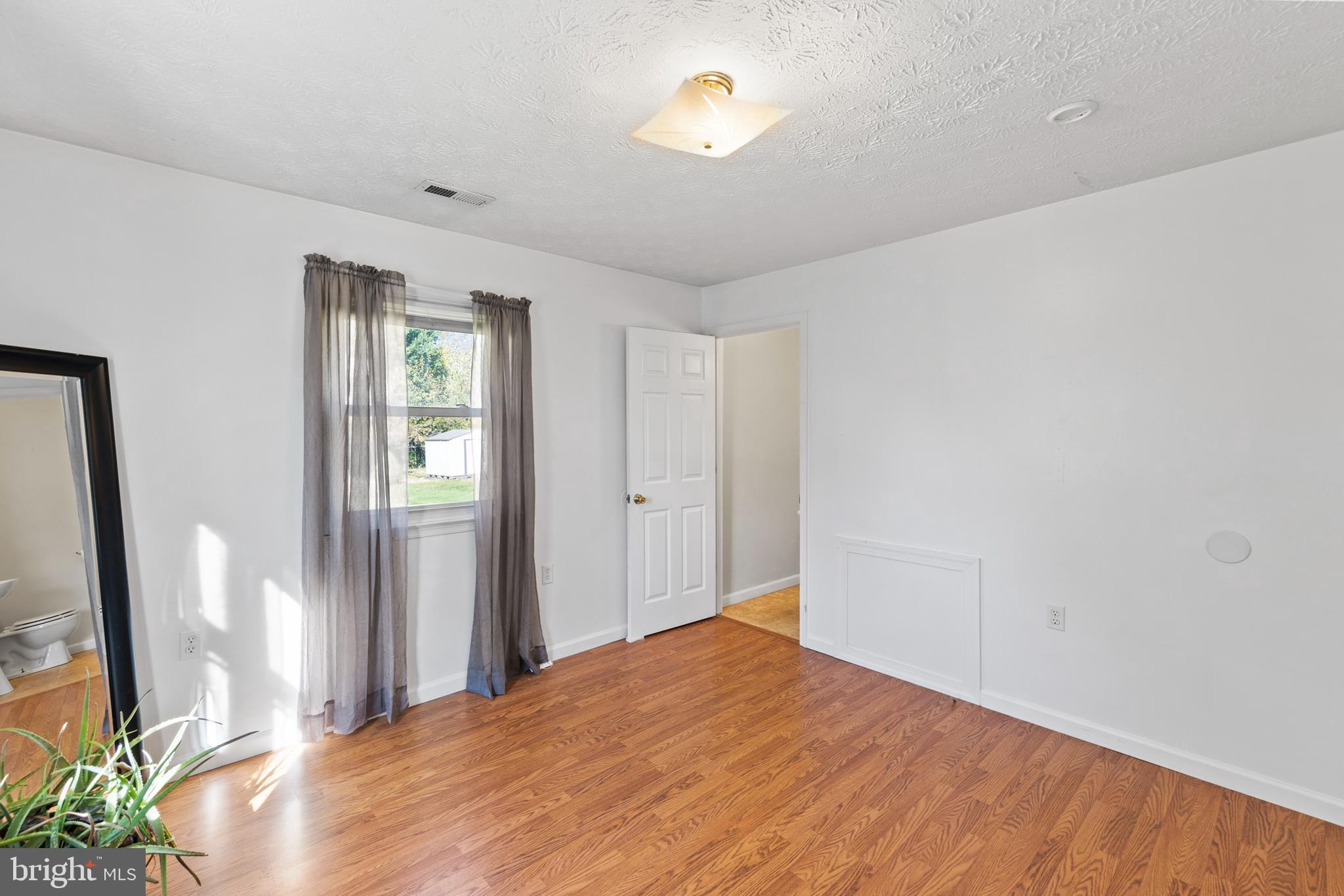 MILL CREEK - Residential