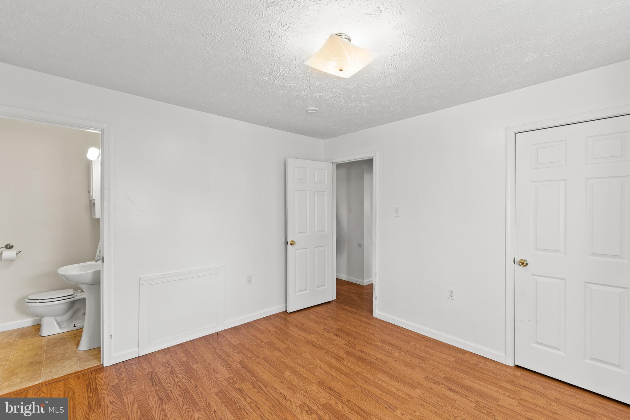 MILL CREEK - Residential