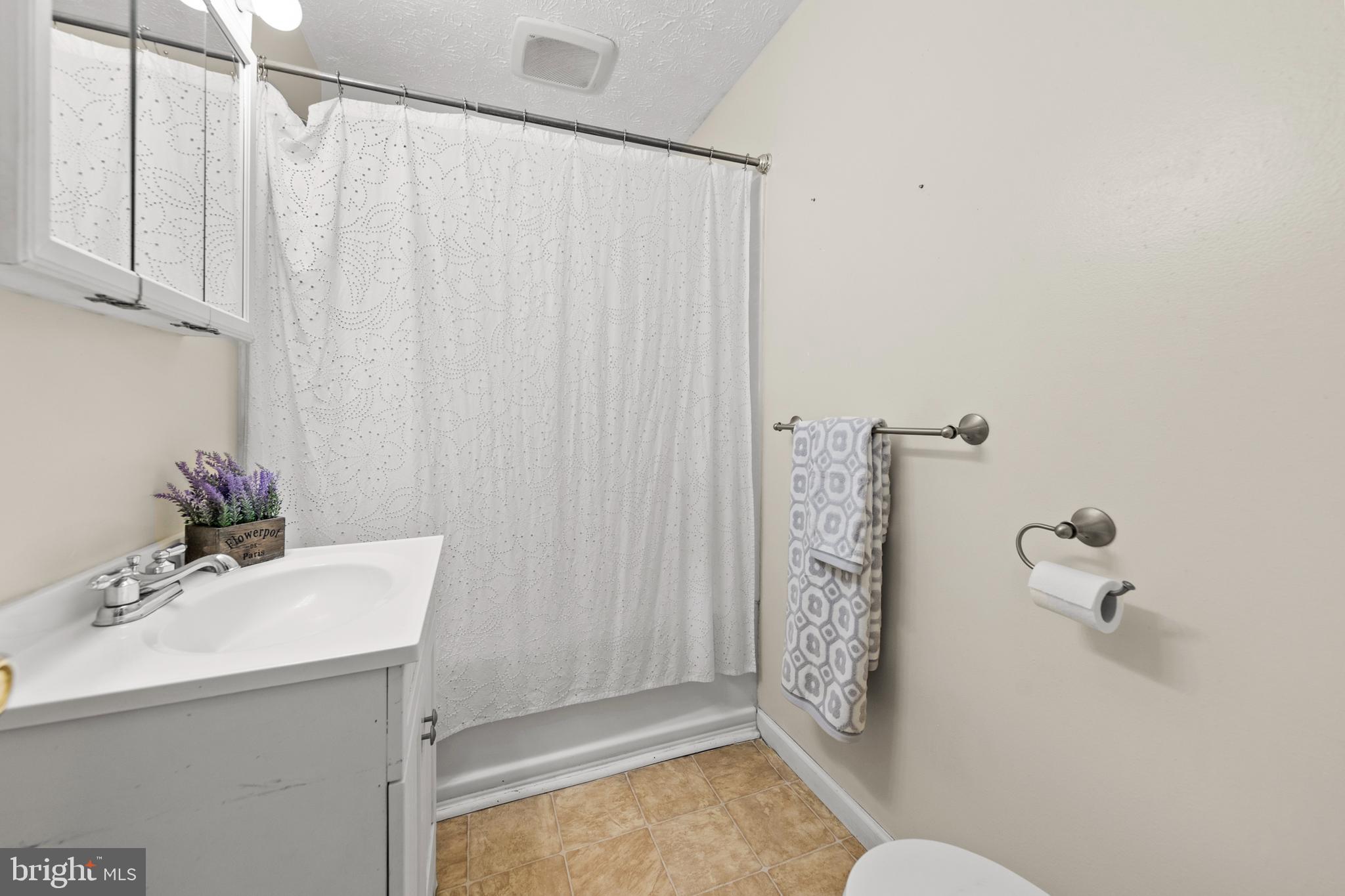 MILL CREEK - Residential