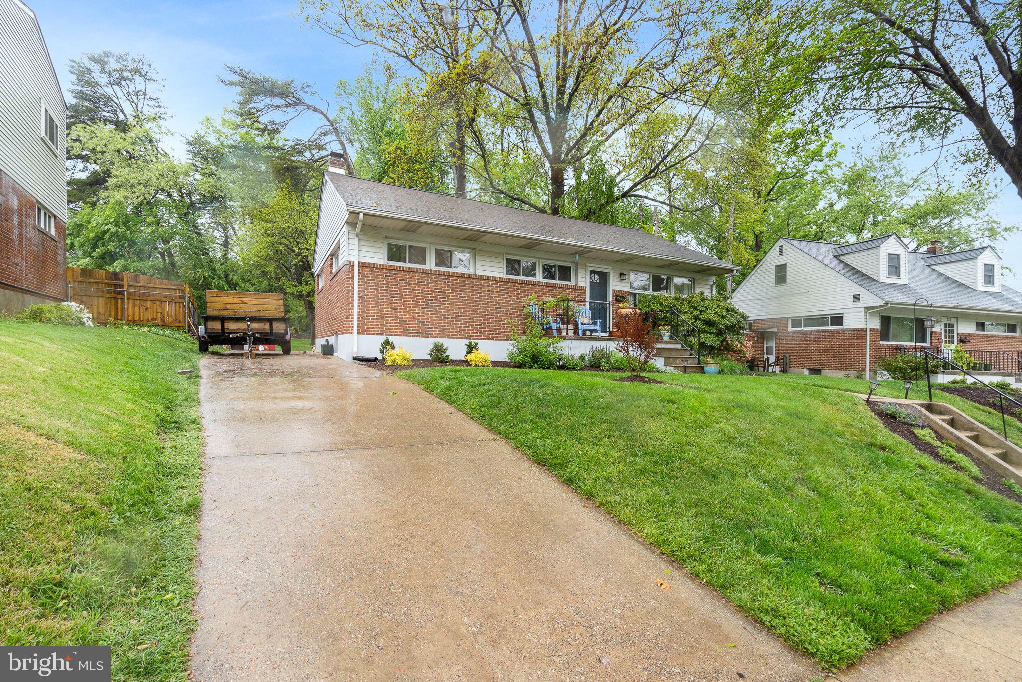 WILLIAMSBURG - Residential