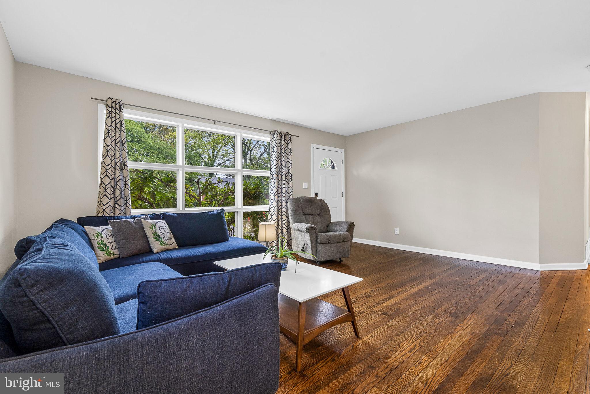 WILLIAMSBURG - Residential