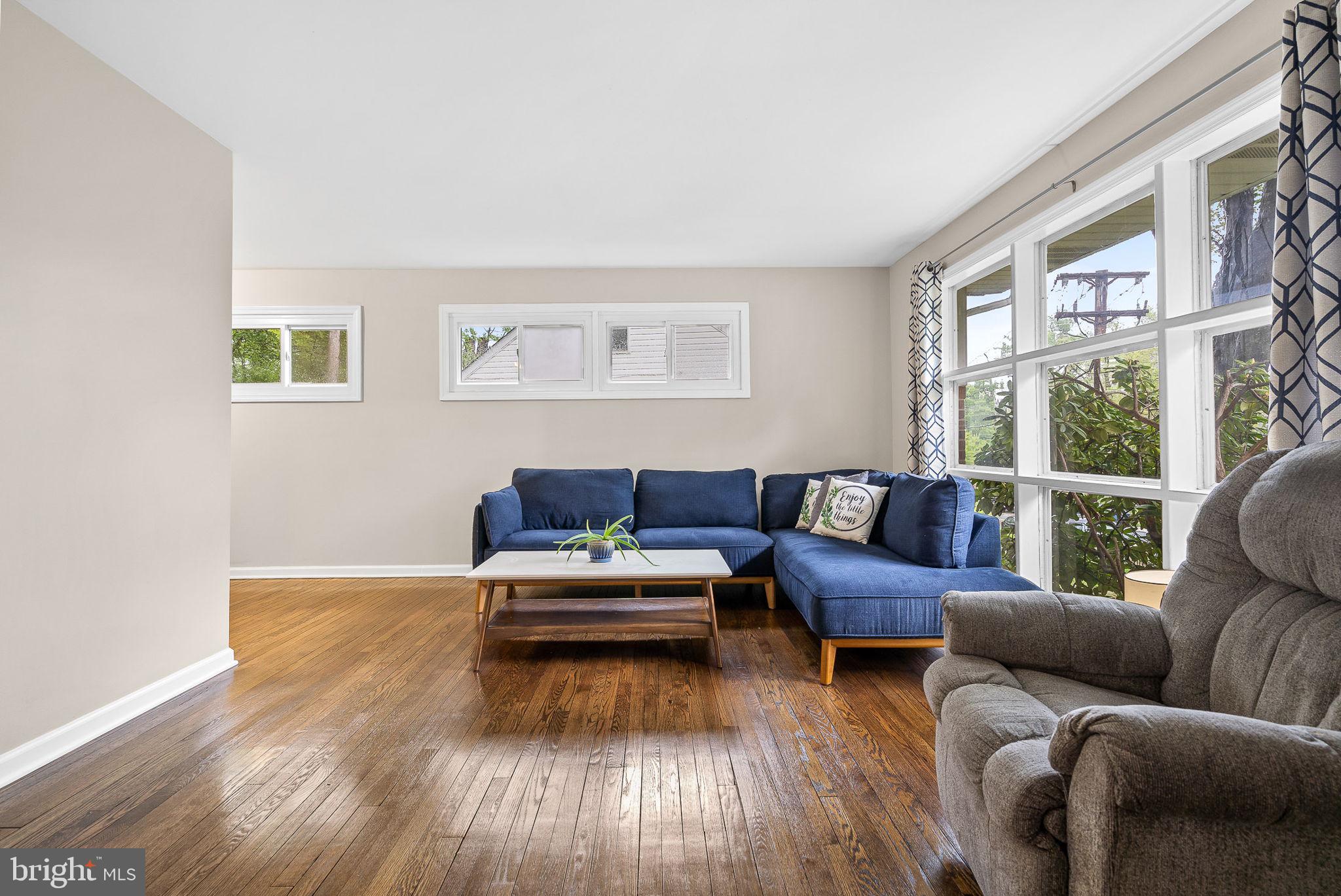 WILLIAMSBURG - Residential