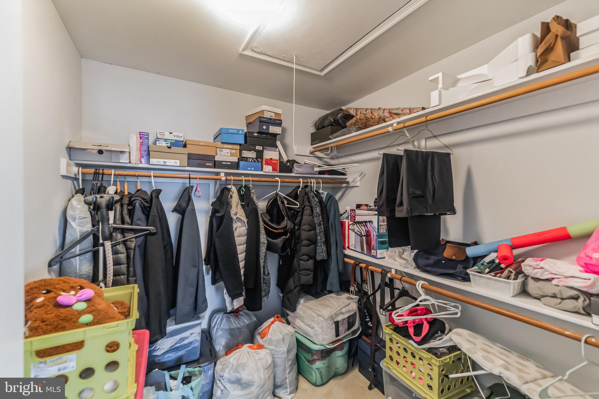 GATE POST ESTATES - Residential